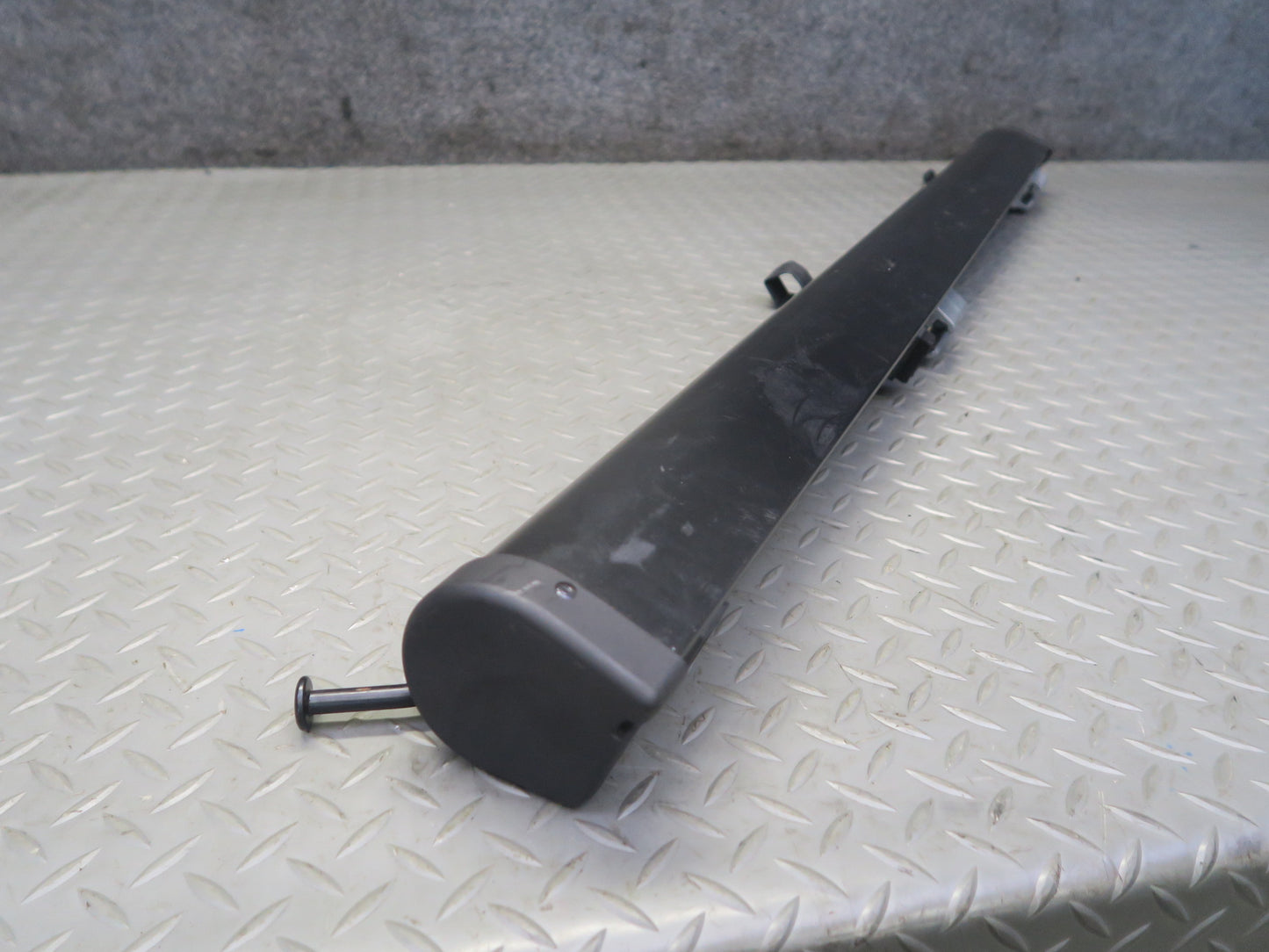 2003-2010 Porsche Cayenne 955 Rear Trunk Cargo Luggage Roller NET