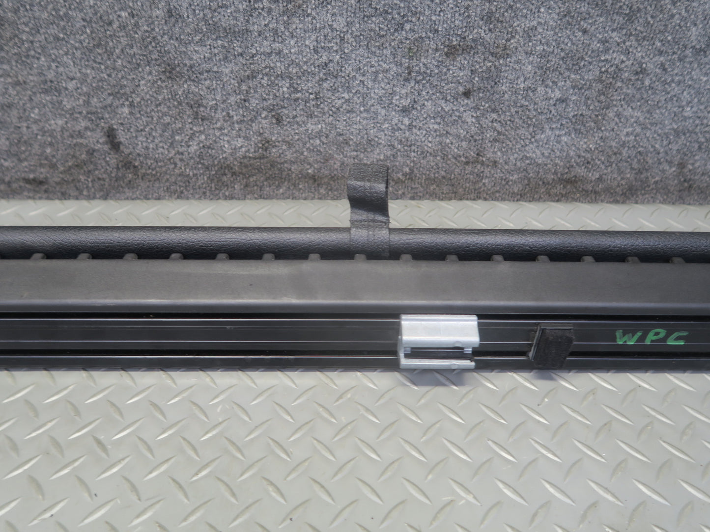 2003-2010 Porsche Cayenne 955 Rear Trunk Cargo Luggage Roller NET