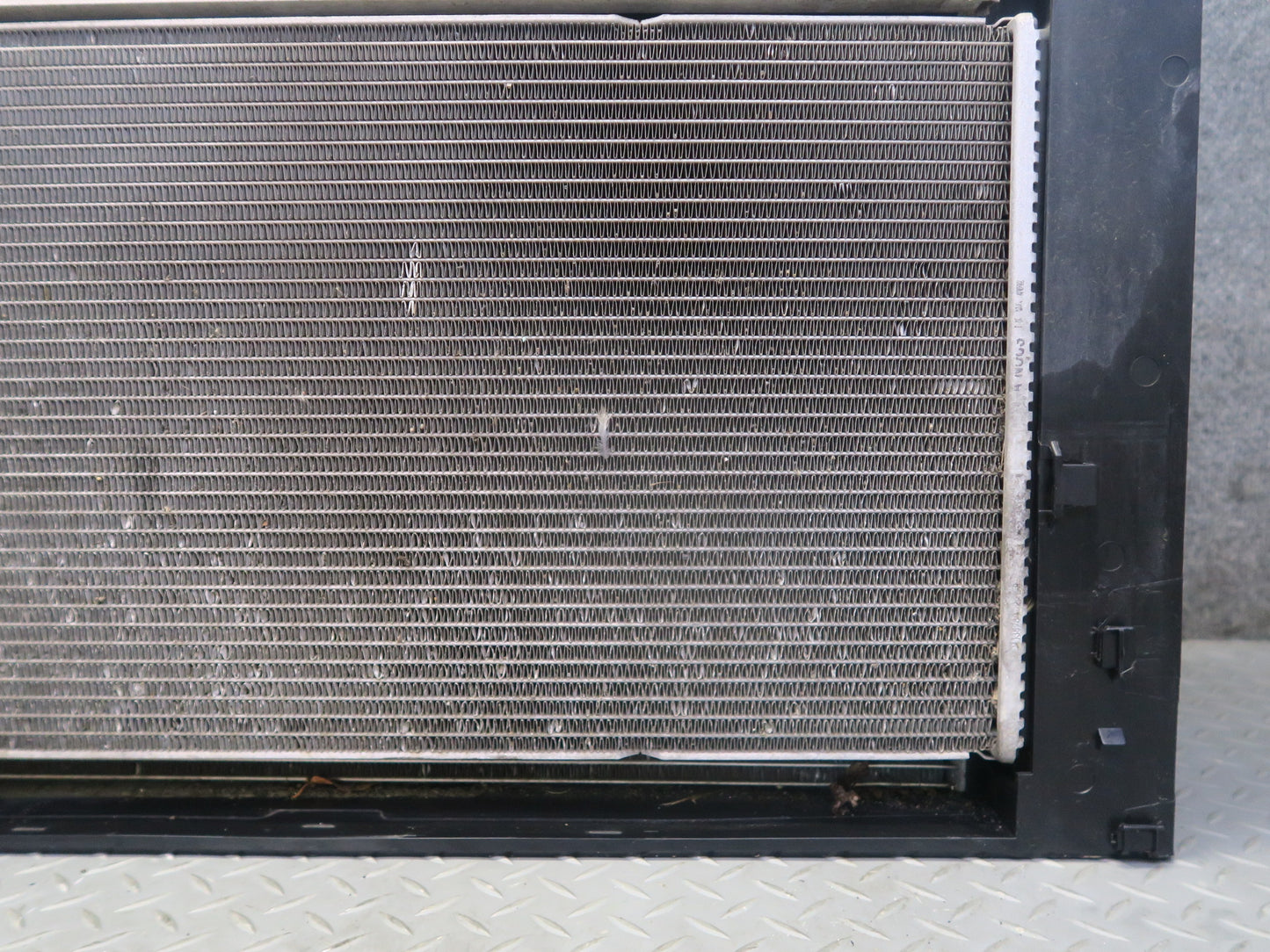 11-16 BMW F07 F12 F13 F10 550i N63 Engine Radiator A/C Condenser Oil Cooler OEM