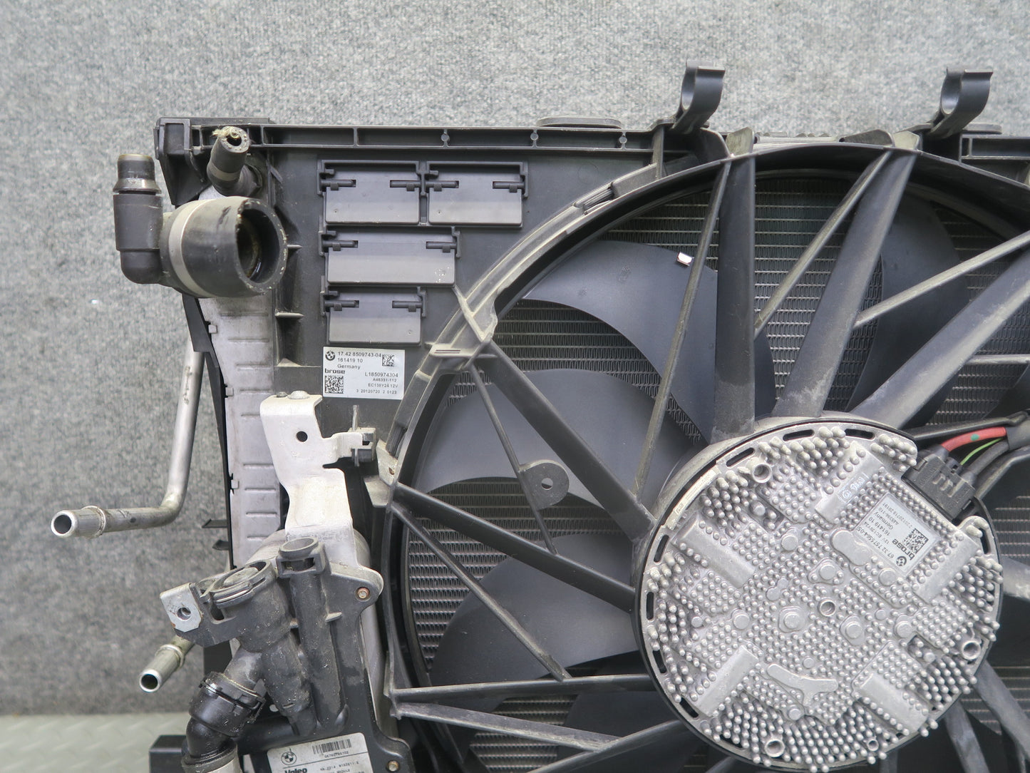 11-16 BMW F07 F12 F13 F10 550i N63 Engine Radiator A/C Condenser Oil Cooler OEM