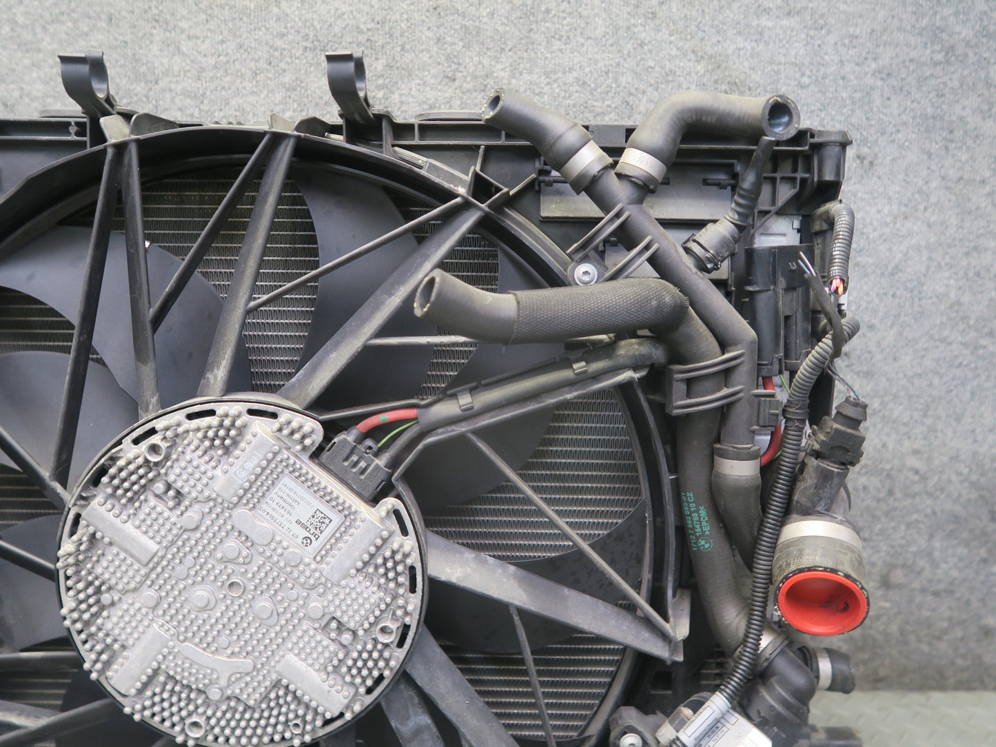 11-16 BMW F07 F12 F13 F10 550i N63 Engine Radiator A/C Condenser Oil Cooler OEM
