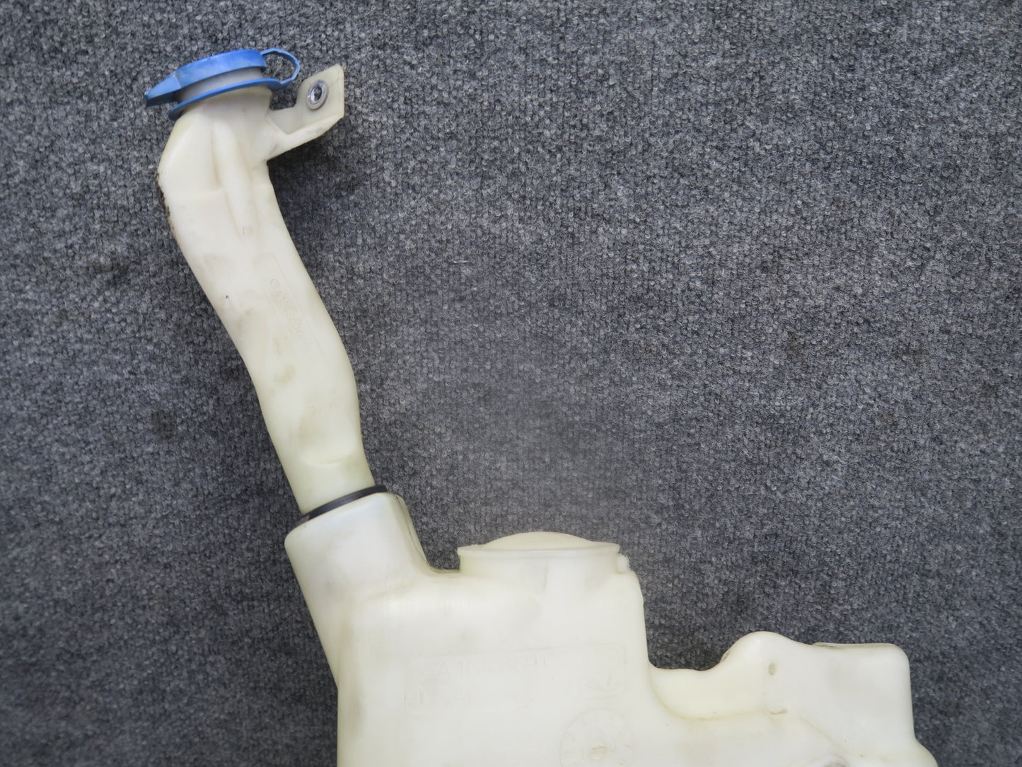 06-11 Mercedes W164 Ml-class Windshield Wiper Washer Reservoir Tank w Pump OEM