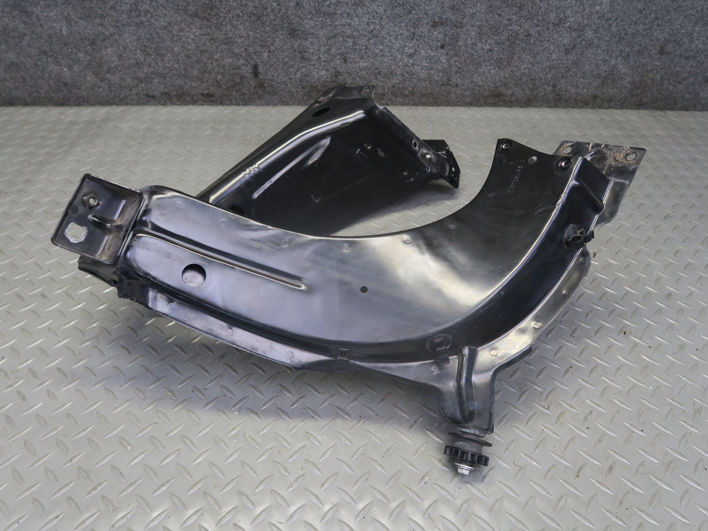 06-11 Mercedes W164 ML350 Front Left Headlight Radiator Support Bracket OEM