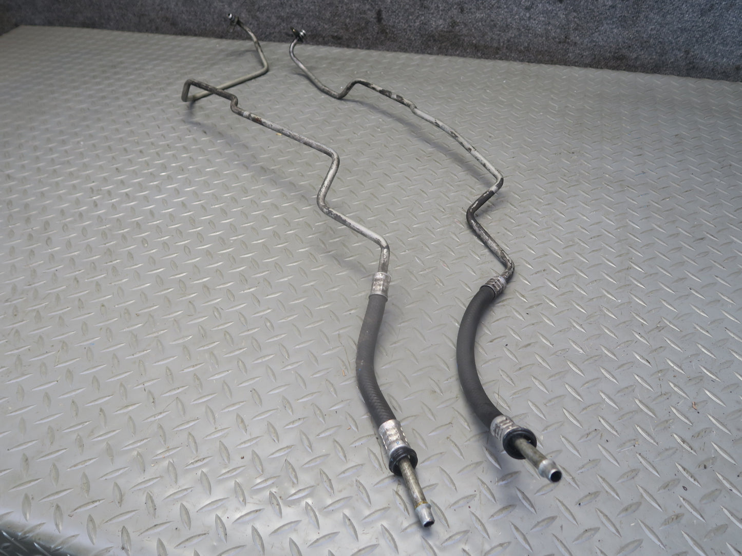 10-11 Mercedes W164 ML350 Diesel 722.902 AT Transmission Oil Cooler Hose Set OEM