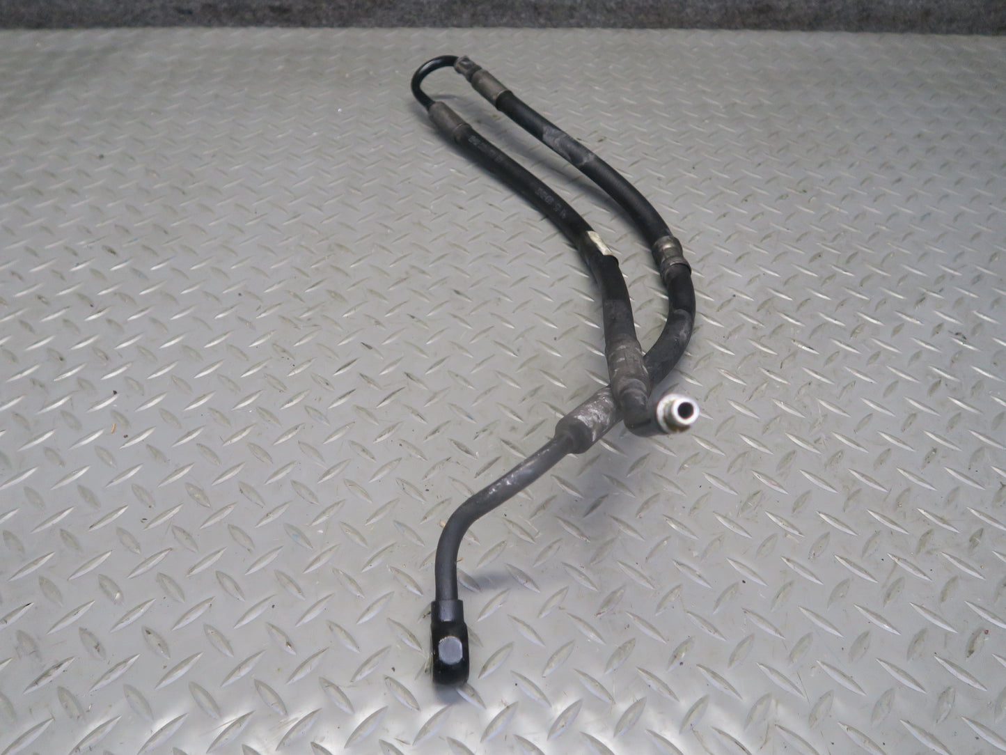 10-11 Mercedes W164 ML350 Bluetec Diesel Power Steering Pressure Hose Line OEM