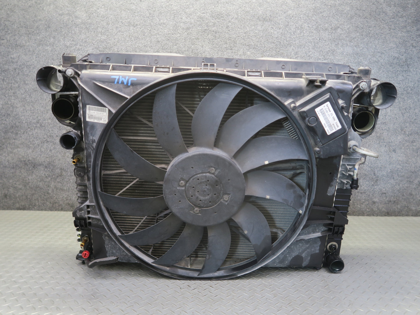 10-11 Mercedes W164 ML350 Diesel Radiator AC Condenser Fan Shroud Assembly OEM