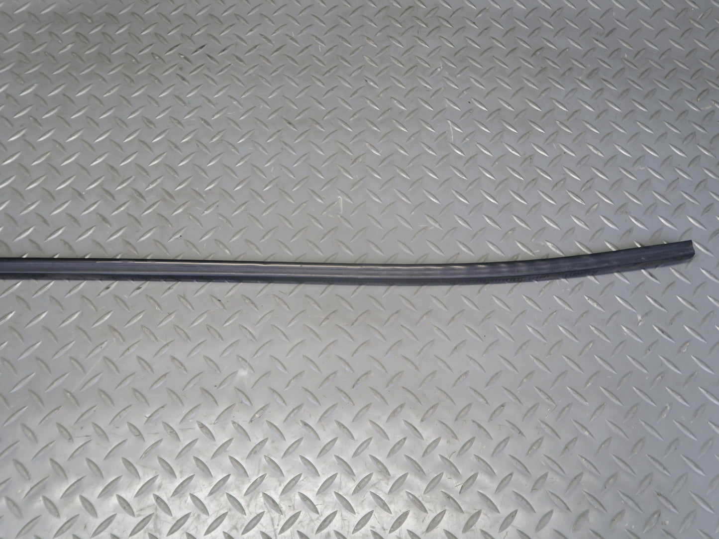 2003-2009 Hummer H2 Rear Right Window Outer Inner Weatherstrip Rubber Seal Set