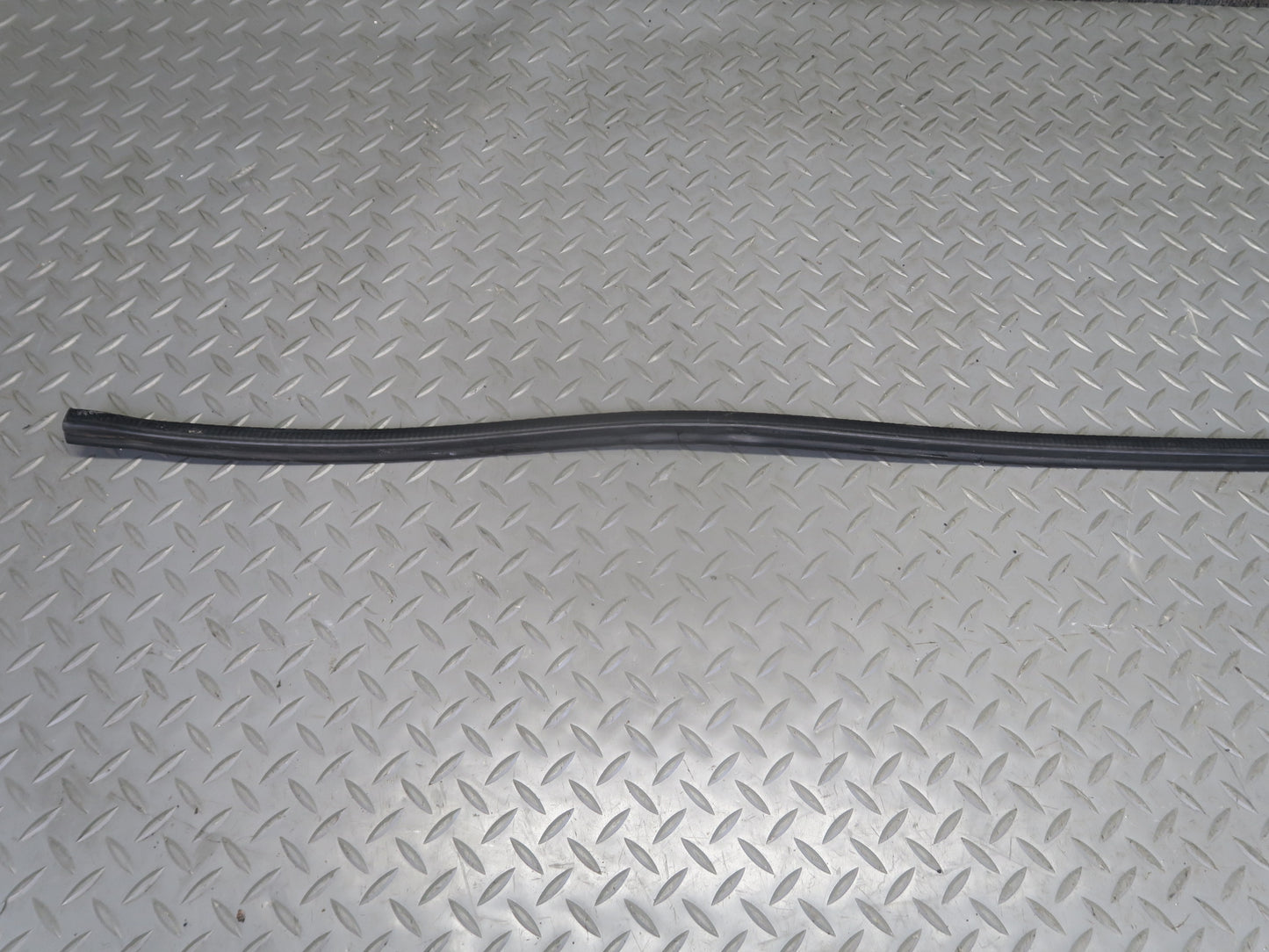 2003-2009 Hummer H2 Rear Left Window Outer Inner Weatherstrip Rubber Seal Set
