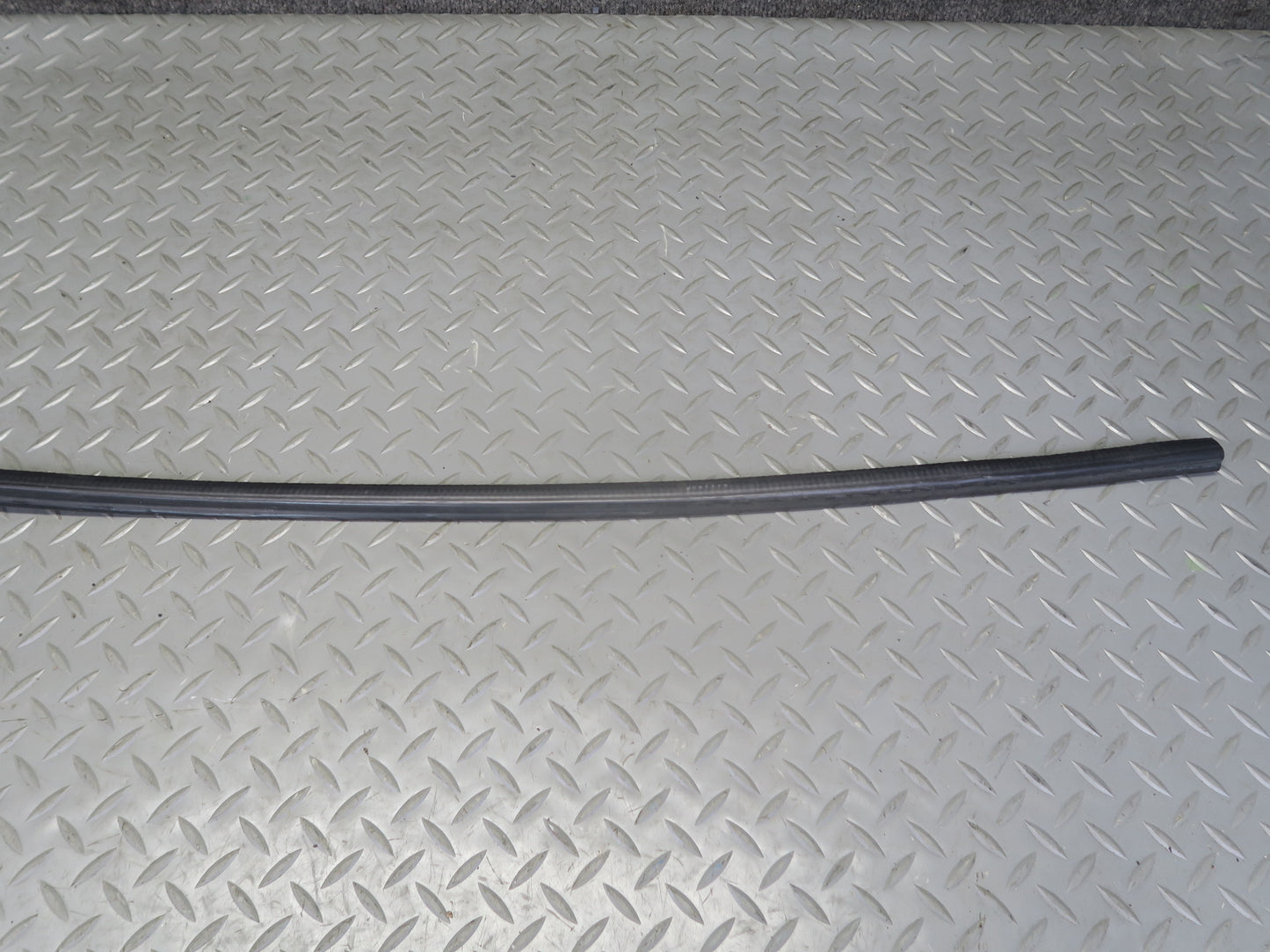 2003-2009 Hummer H2 Rear Left Window Outer Inner Weatherstrip Rubber Seal Set