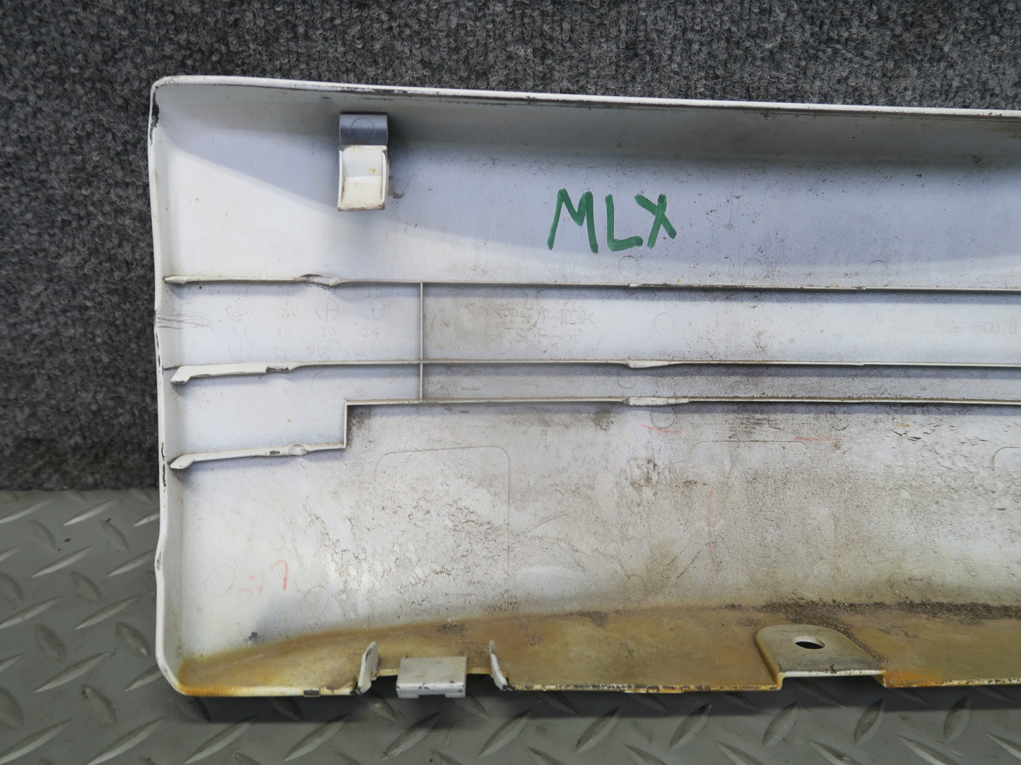 2008-2011 Lexus URJ201L LX570 Rear Bumper Lower Cover Panel