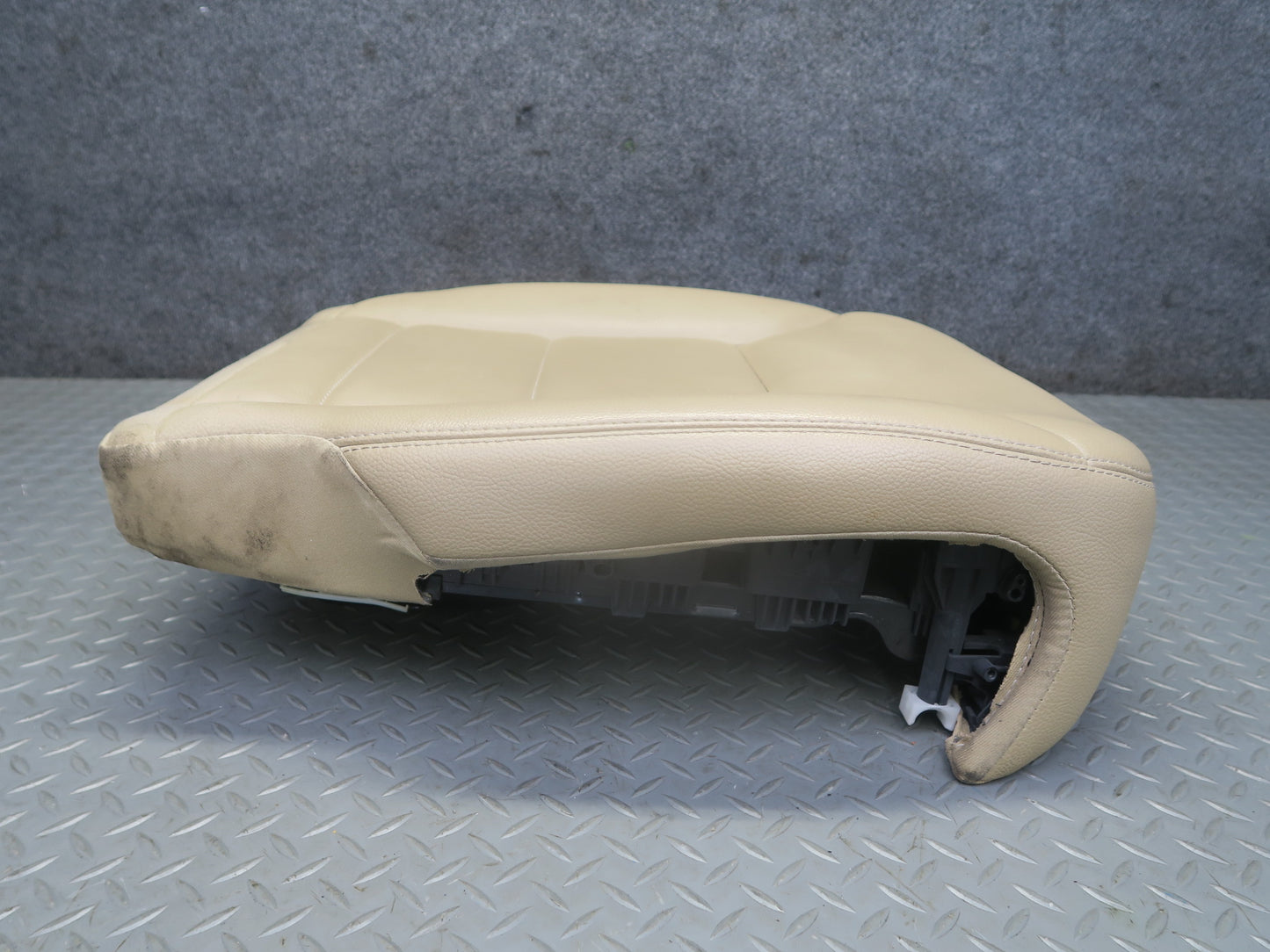09-11 Mercedes W164 ML350 Front Right Heated Seat Lower Cushion Cashmere OEM