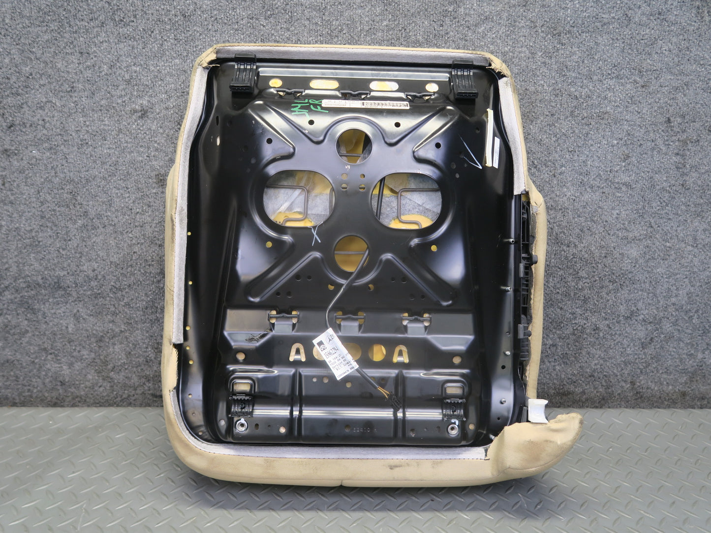 09-11 Mercedes W164 ML350 Front Right Heated Seat Lower Cushion Cashmere OEM