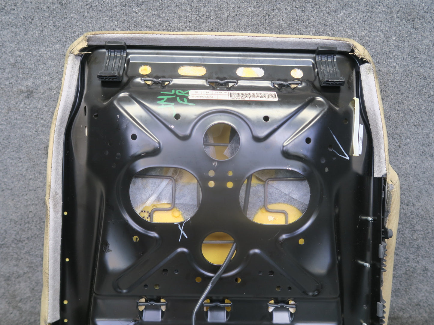09-11 Mercedes W164 ML350 Front Right Heated Seat Lower Cushion Cashmere OEM