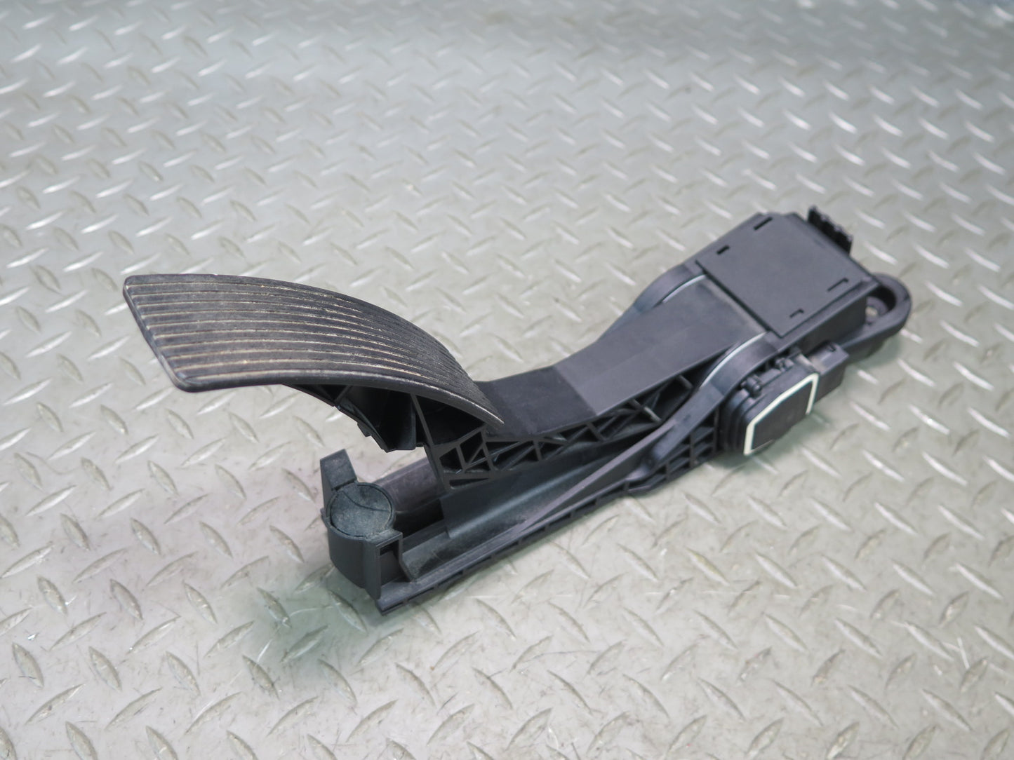 06-13 Mercedes W164 ML350 Gas Acceleration Throttle Pedal 1643000504 OEM