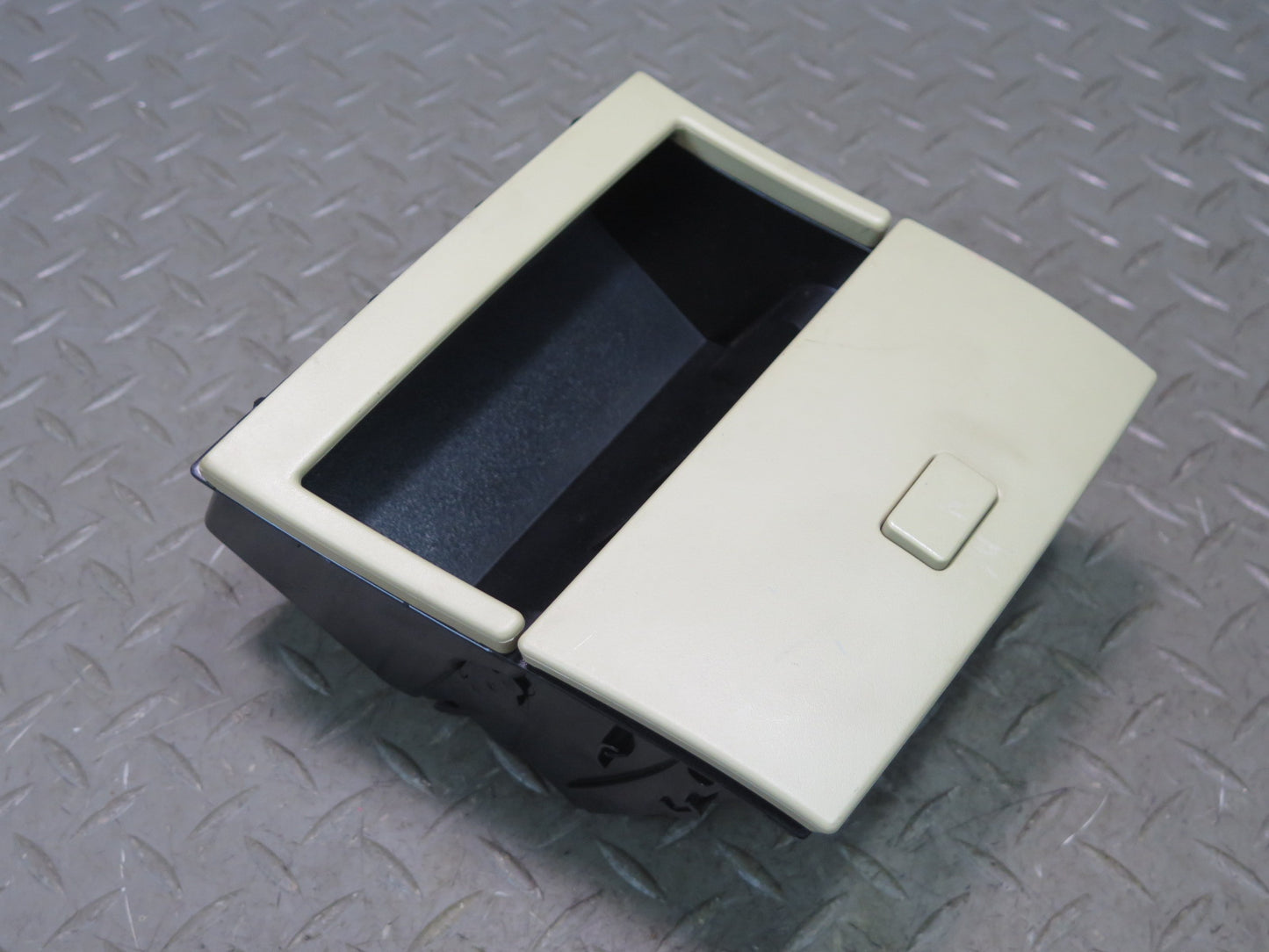 06-11 Mercedes W164 ML350 Rear Center Console Tray Storage 1646800501 OEM