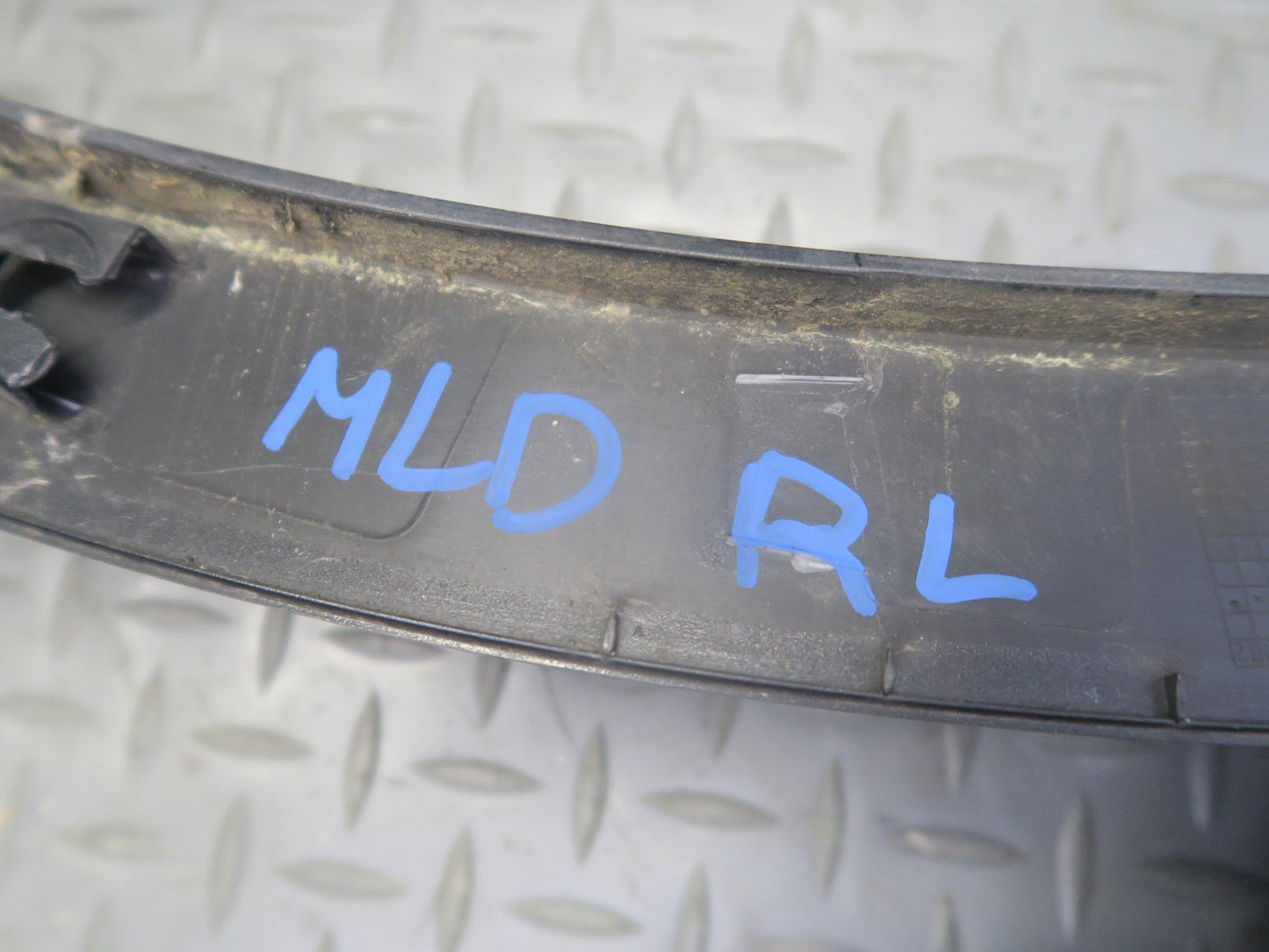 2017-2020 Maserati Levante M161 Rear Left Fender Flare Liner Wheel Trim Molding