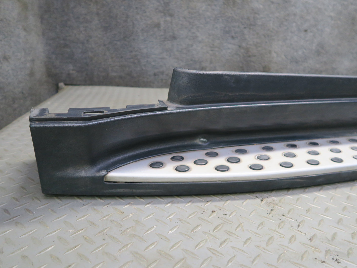06-11 Mercedes W164 ML350 Set of 2 Left & Right Side Skirt Rocker Panel OEM
