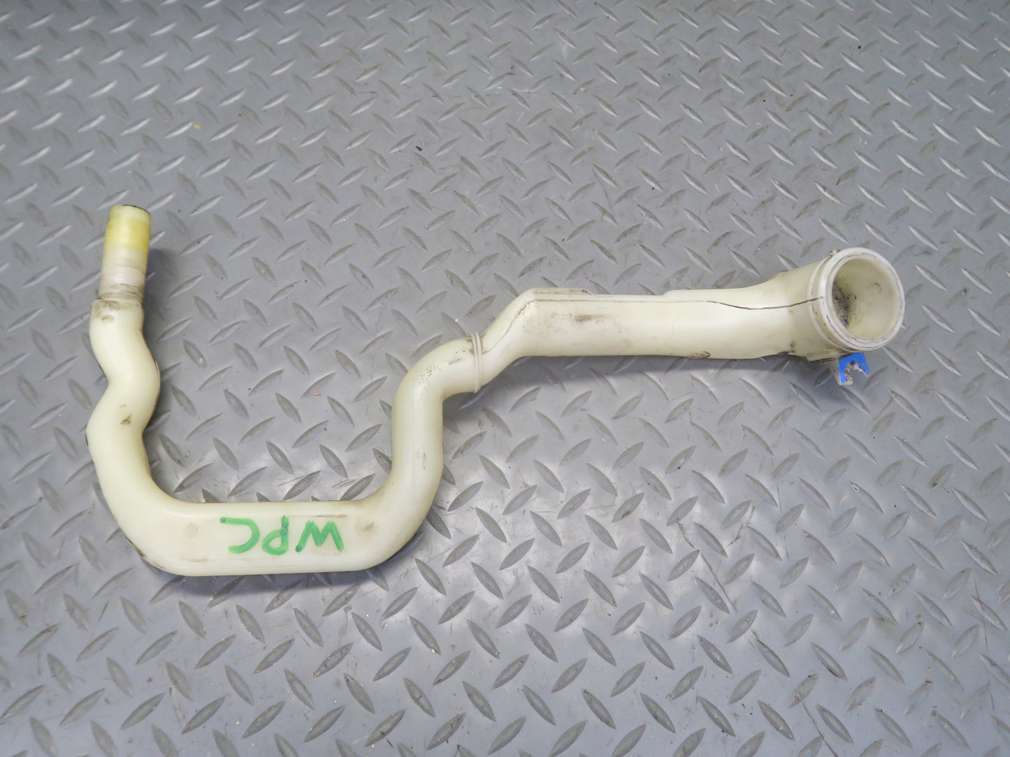 2003-2010 Porsche Cayenne 955 Windshield Washer Fluid Reservoir Tank w Pump