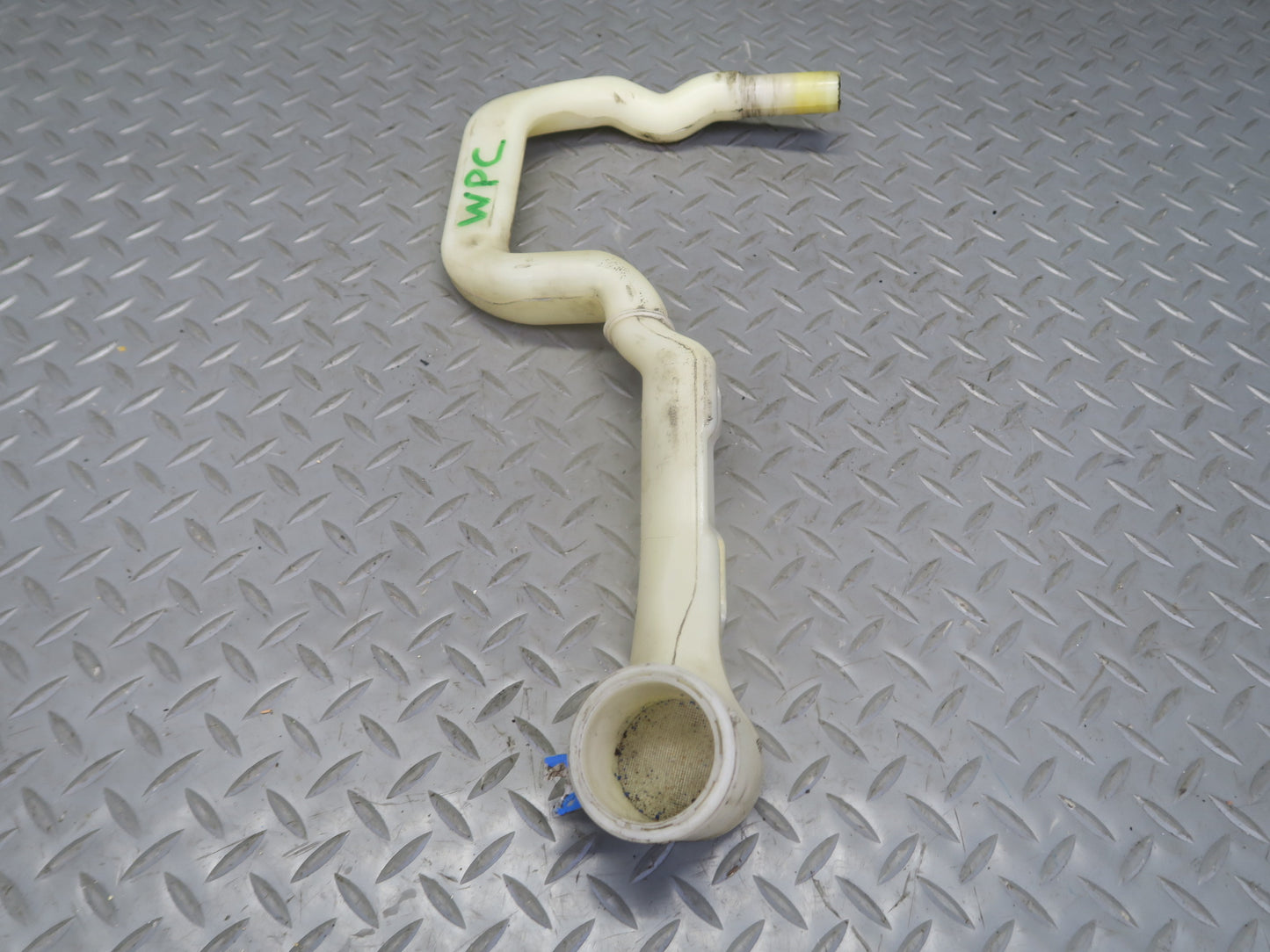 2003-2010 Porsche Cayenne 955 Windshield Washer Fluid Reservoir Tank w Pump