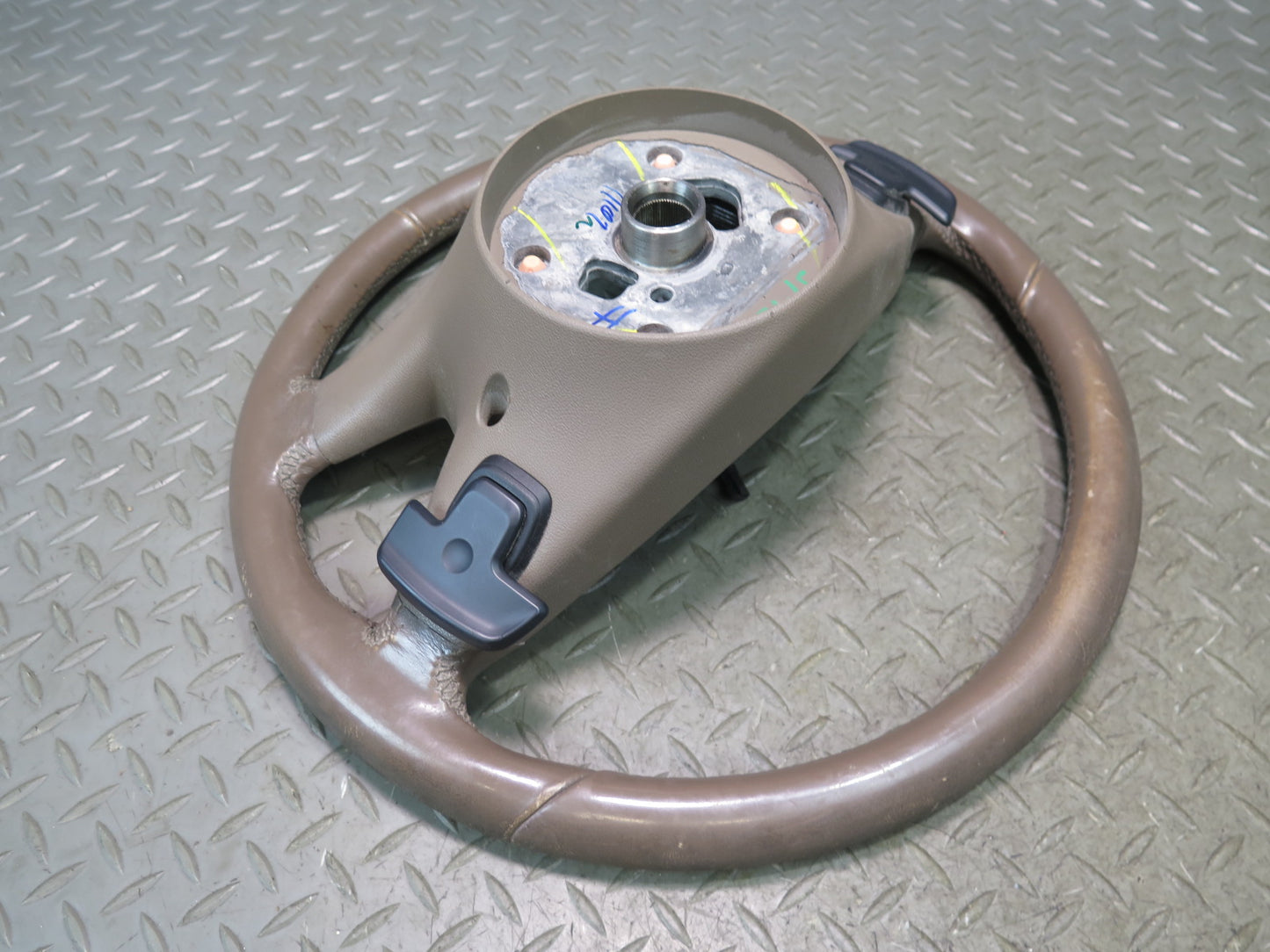 09-11 Mercedes W164 ML350 ML500 A/T Leather Steering w Paddles Shifter Brown OEM