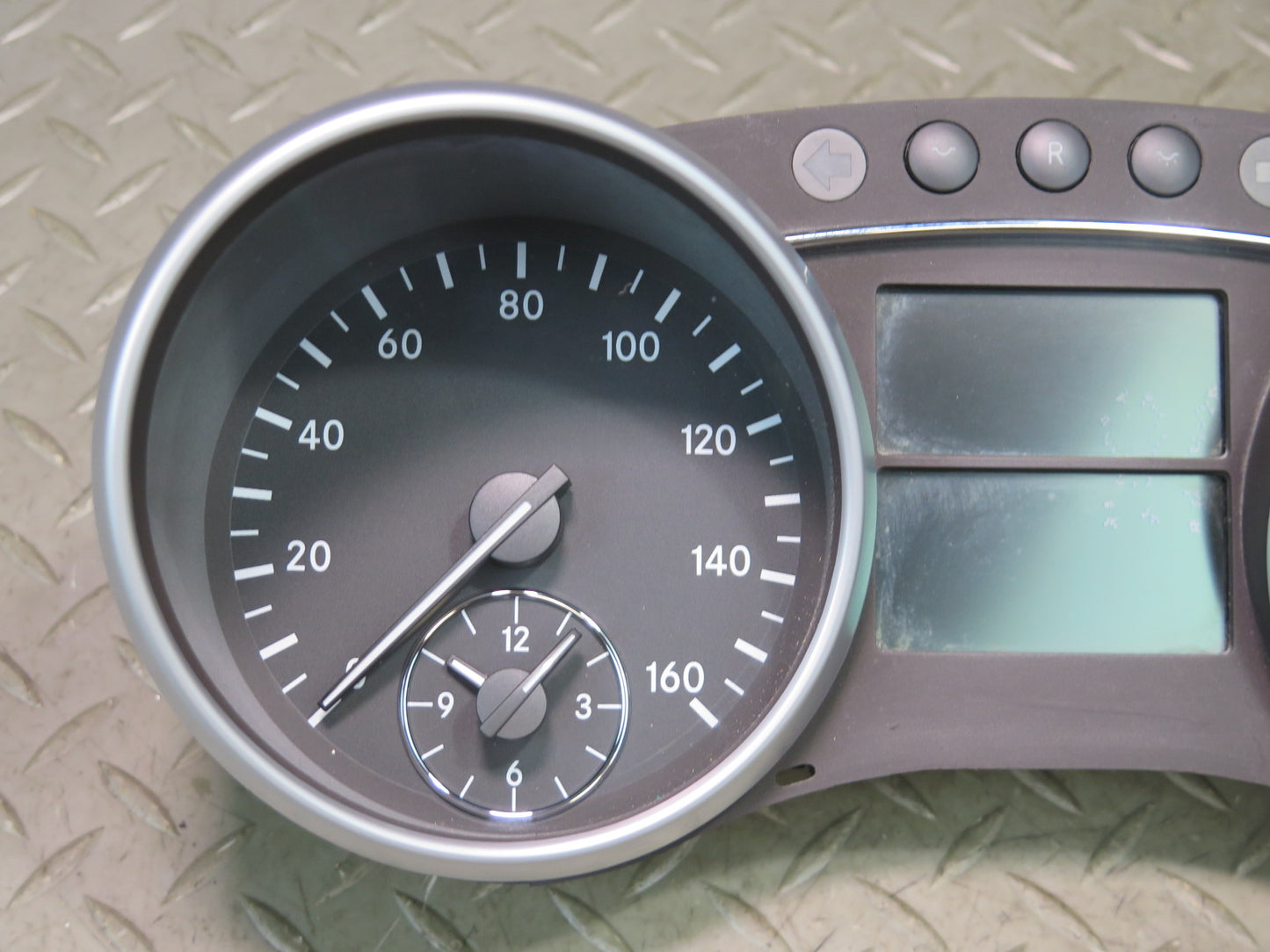 10-11 Mercedes W164 ML350 3.0L Diesel Instrument Cluster Gauge Speedometer OEM