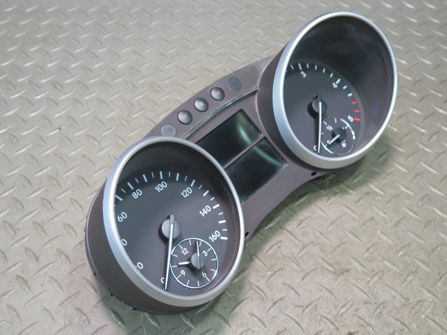 10-11 Mercedes W164 ML350 3.0L Diesel Instrument Cluster Gauge Speedometer OEM
