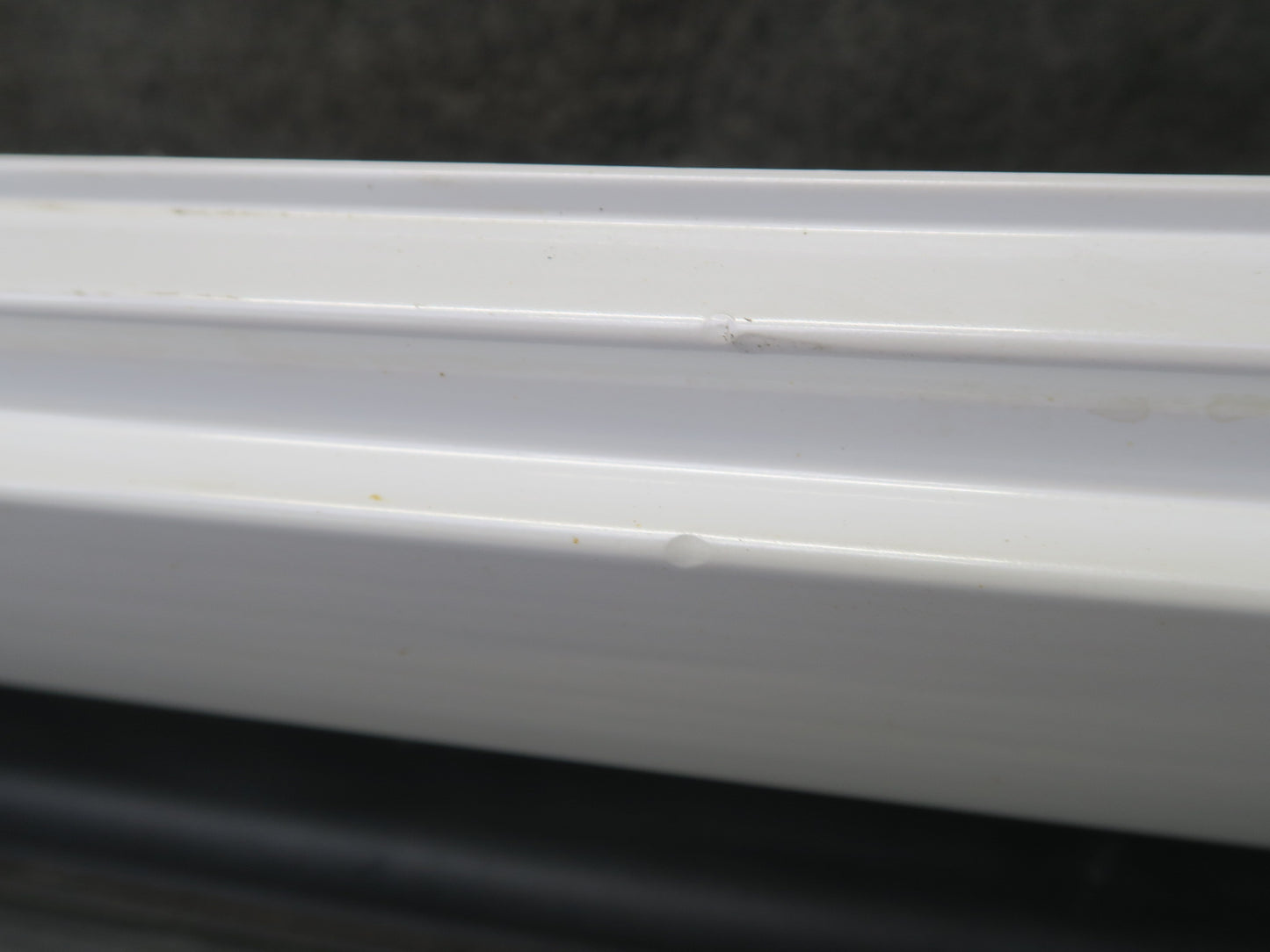 2008-2015 Lexus URJ201L LX570 Left Side Running Board Step Lower Trim Molding