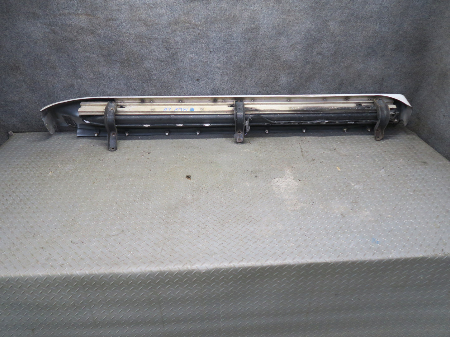2008-2015 Lexus URJ201L LX570 Left Side Running Board Step Lower Trim Molding