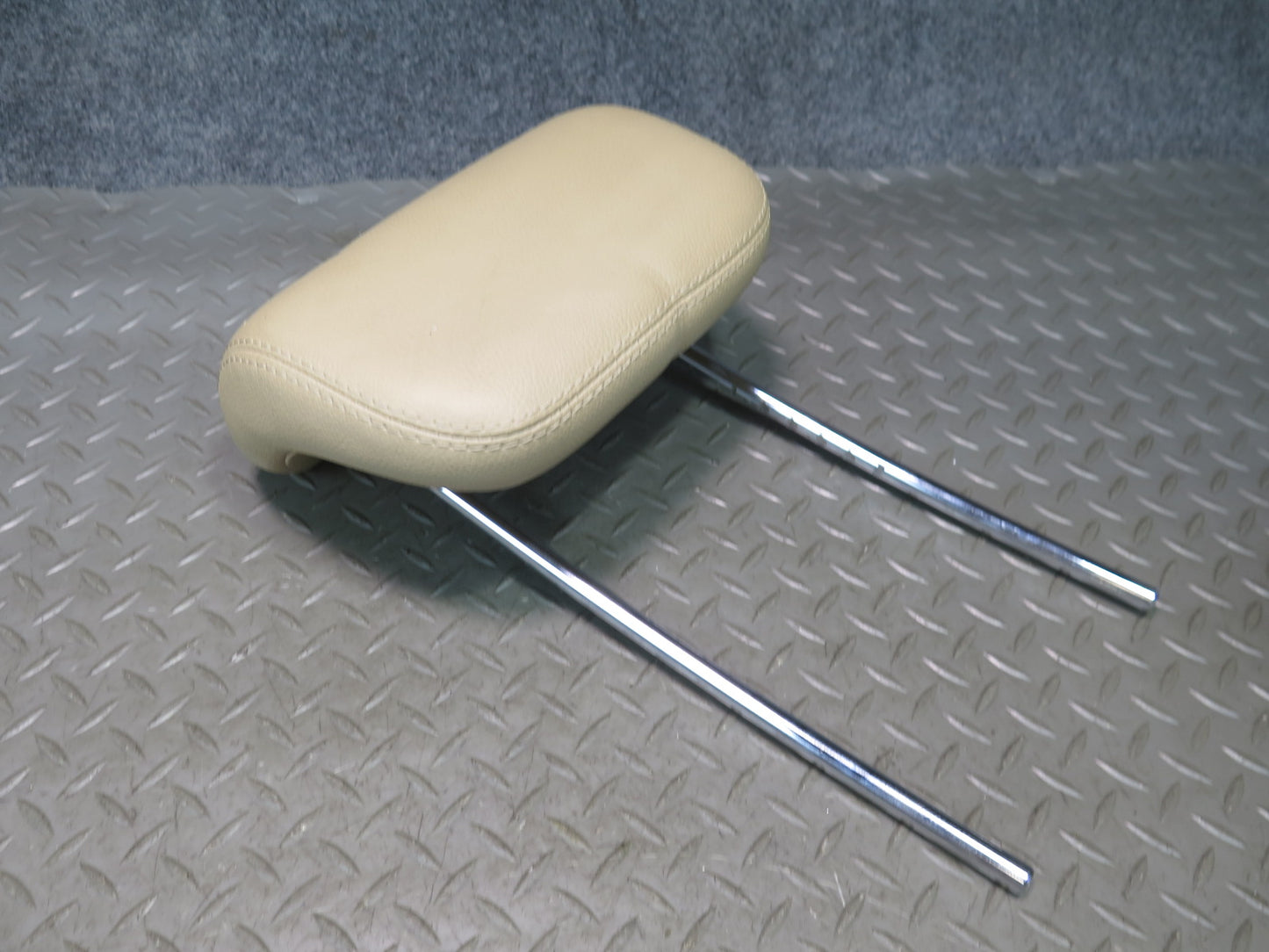 07-11 Mercedes W164 Ml-class Rear Left Center Right Headrest Cashmere Set OEM