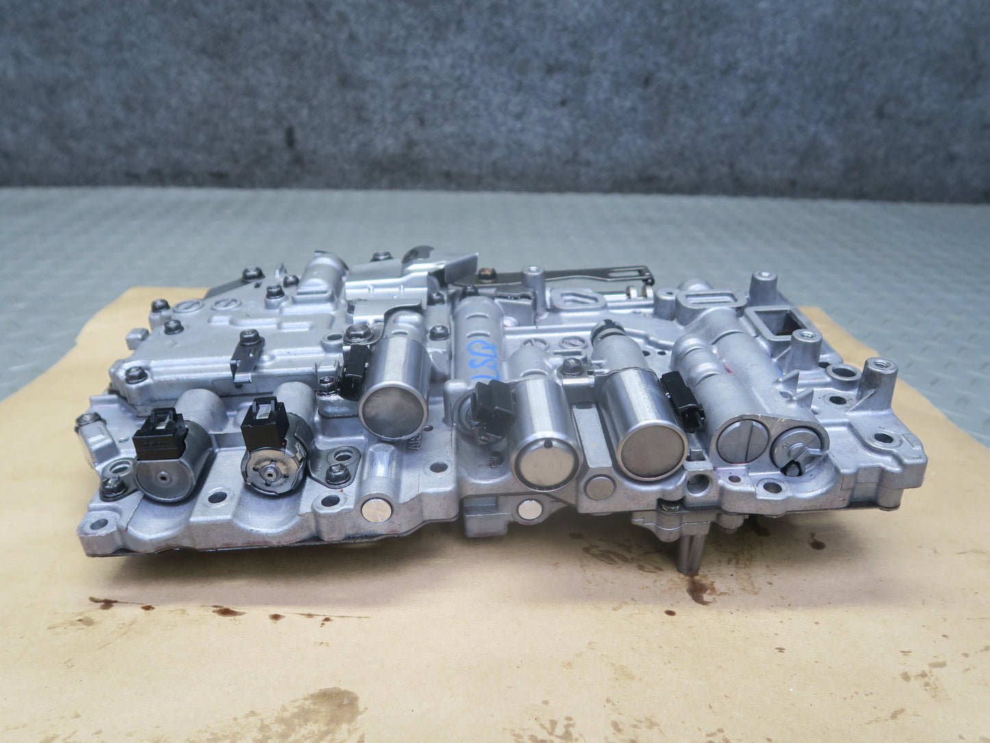 98-00 Lexus UCF20L LS400 A650E Auto Transmission Valve Body Mechatronic 102K OEM