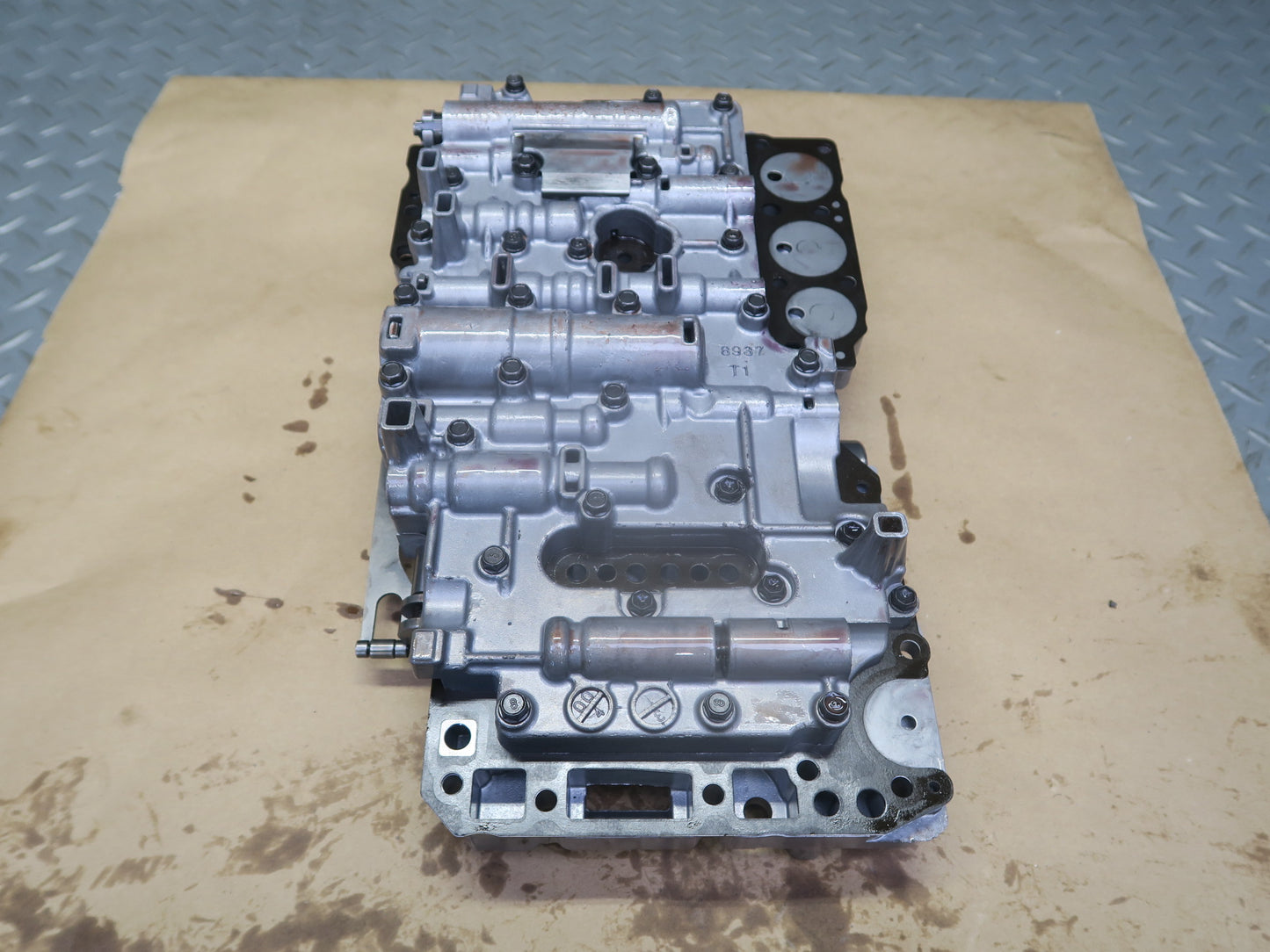 98-00 Lexus UCF20L LS400 A650E Auto Transmission Valve Body Mechatronic 102K OEM