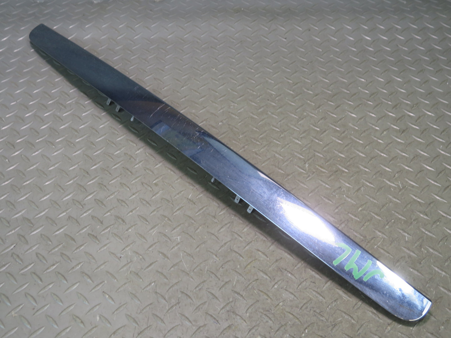 06-11 Mercedes W164 Ml-class Rear Trunk Lid Handle Molding Trim Cover OEM