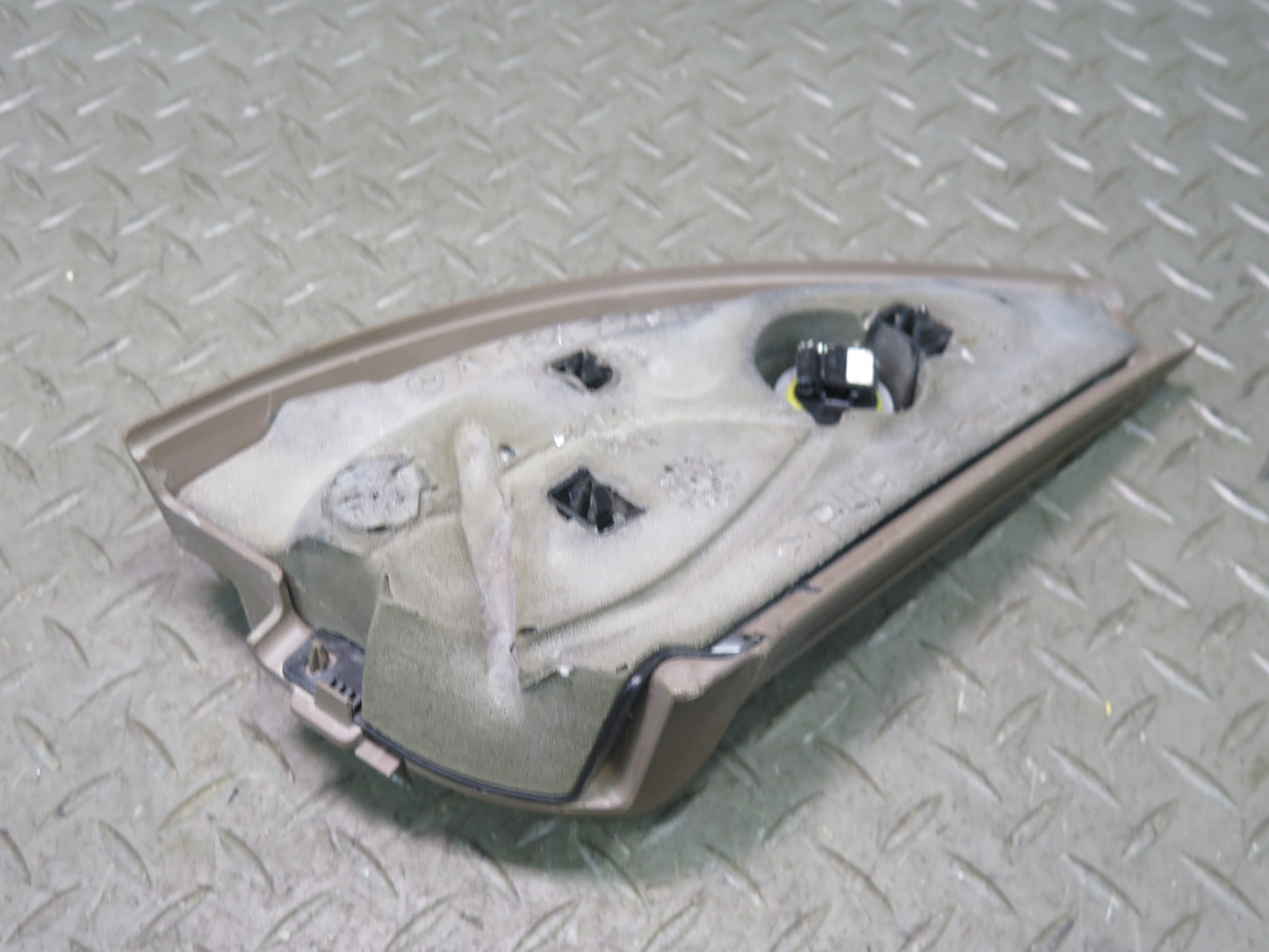 06-11 Mercedes W164 ML350 Front Left & Right Door Tweeter Trim Cover Set OEM