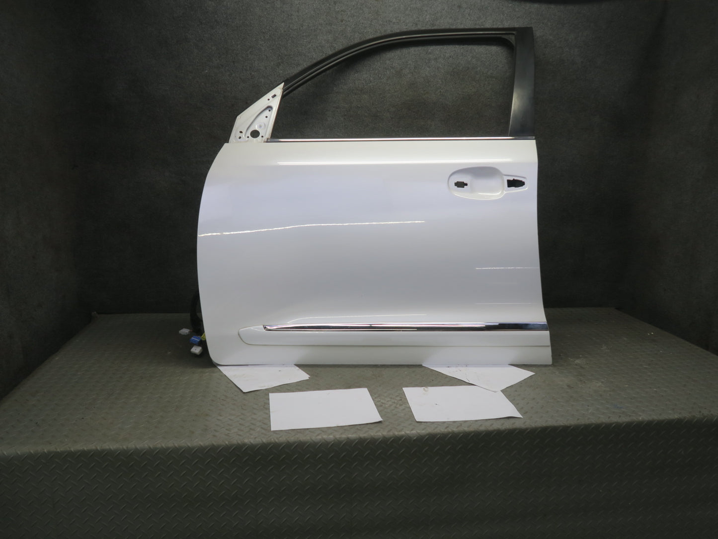 2008-2011 Lexus URJ201L LX570 Front Left Side Door Shell Panel W/o Glass