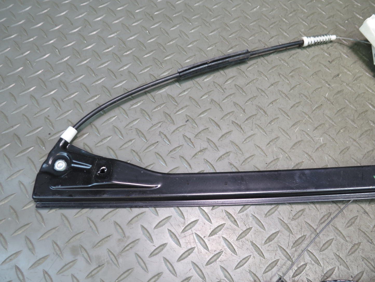 06-11 Mercedes W164 Ml-class Front Left Driver Door Window Regulator w Motor OEM