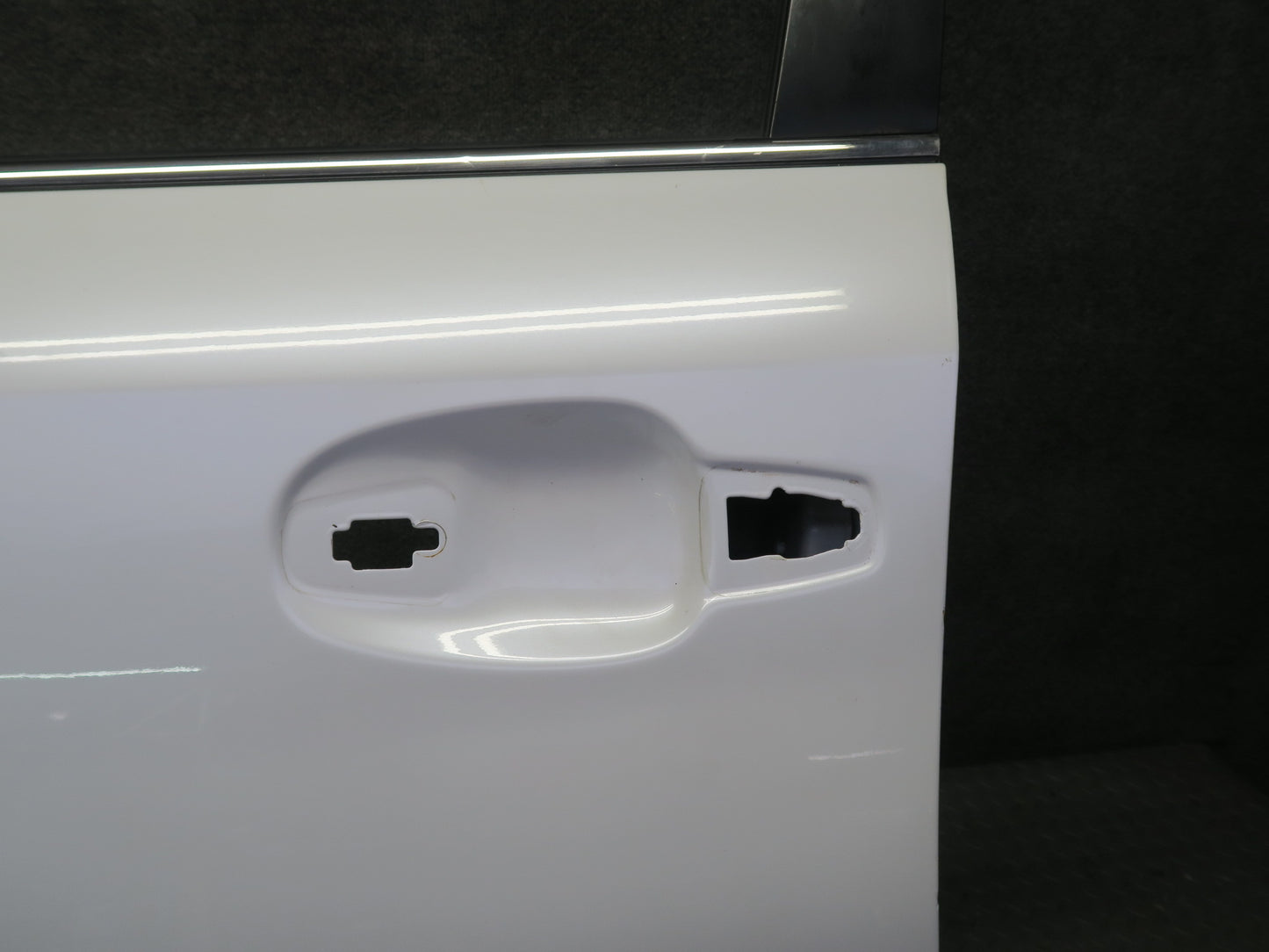2008-2011 Lexus URJ201L LX570 Front Left Side Door Shell Panel W/o Glass