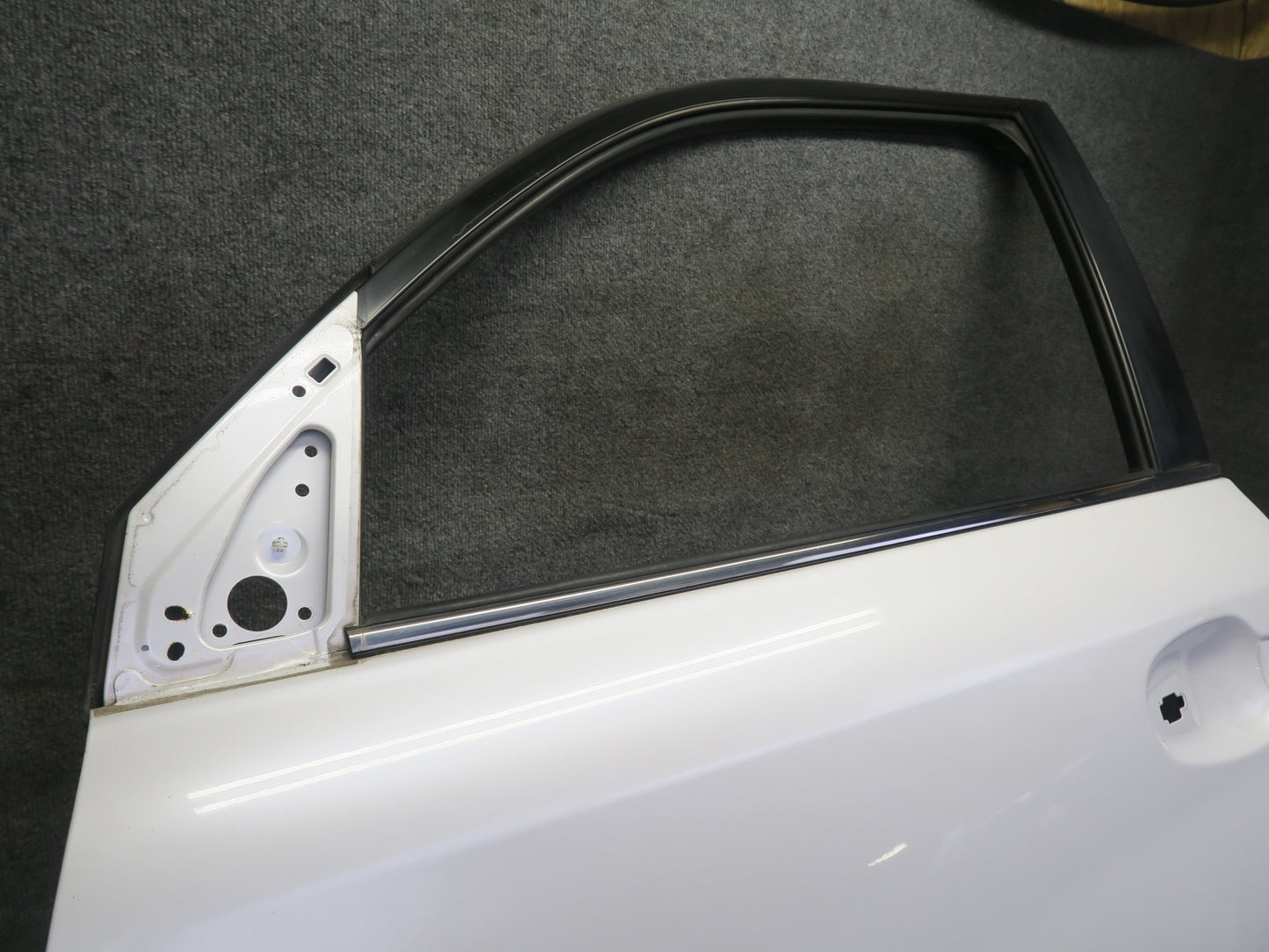 2008-2011 Lexus URJ201L LX570 Front Left Side Door Shell Panel W/o Glass