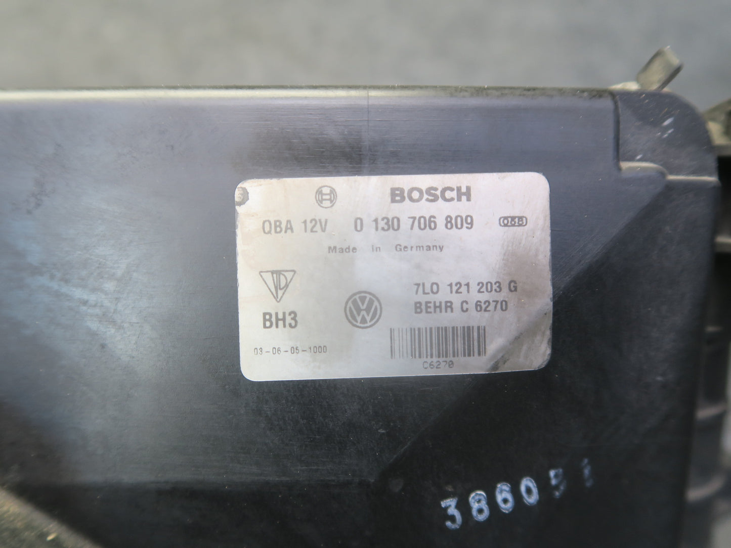 2003-2006 Porsche Cayenne 955 4.5L Turbo Engine Radiator A/C Condenser Fan Assy