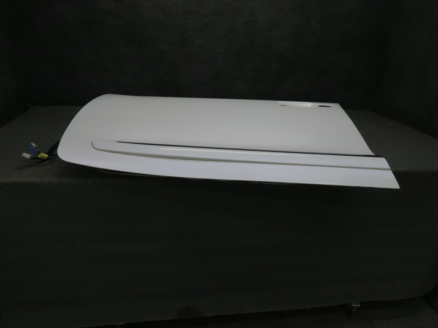 2008-2011 Lexus URJ201L LX570 Front Left Side Door Shell Panel W/o Glass