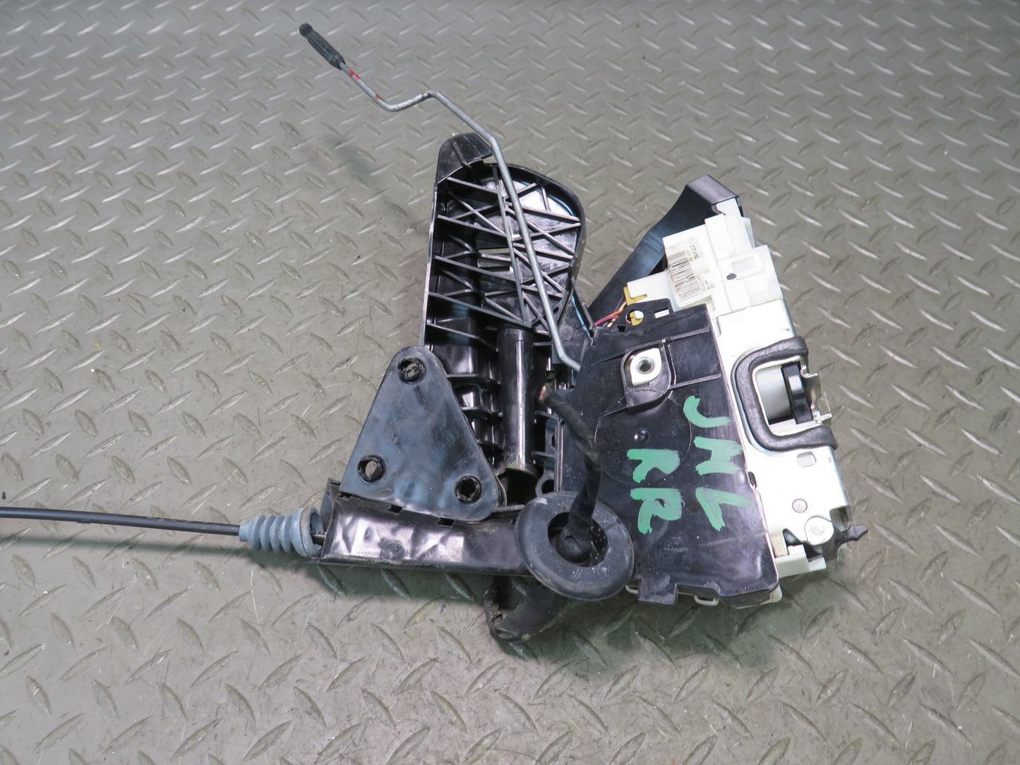 06-11 Mercedes W164 Ml-class Rear Right Door Lock Latch Actuator OEM