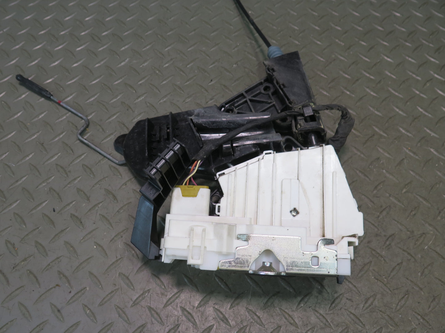 06-11 Mercedes W164 Ml-class Rear Right Door Lock Latch Actuator OEM