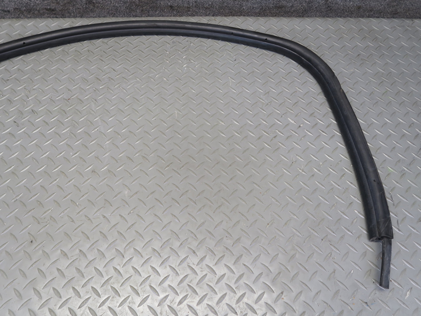 03-08 BMW Z4 E85 Roadster Windshield & Door Weatherstrip Seal w Bracket Set OEM