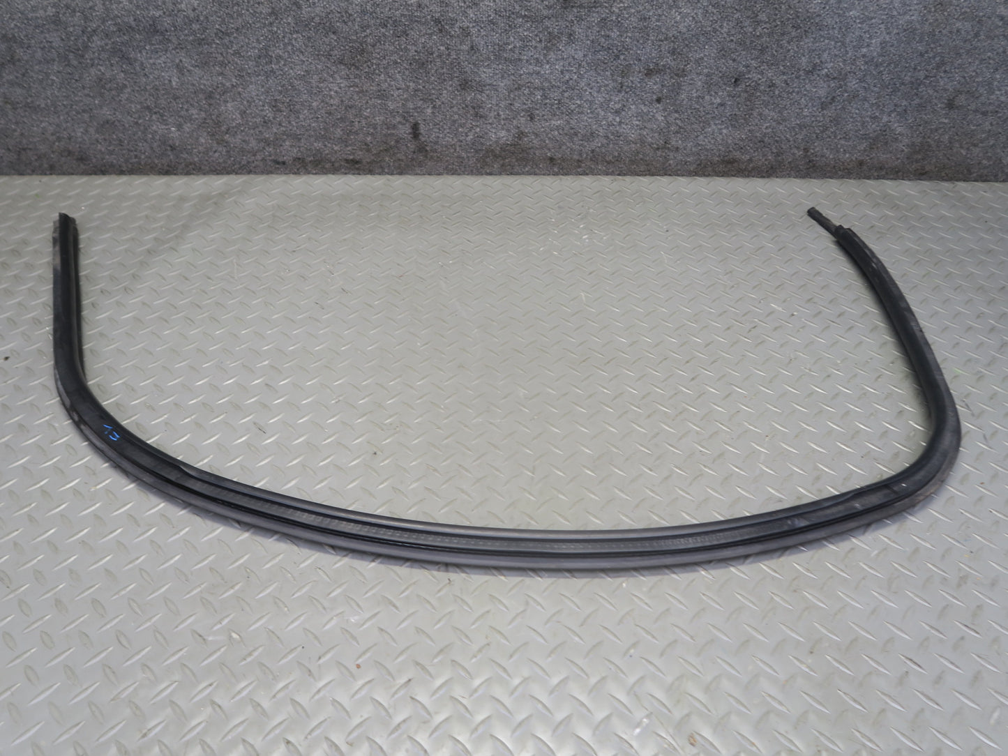 03-08 BMW Z4 E85 Roadster Windshield & Door Weatherstrip Seal w Bracket Set OEM