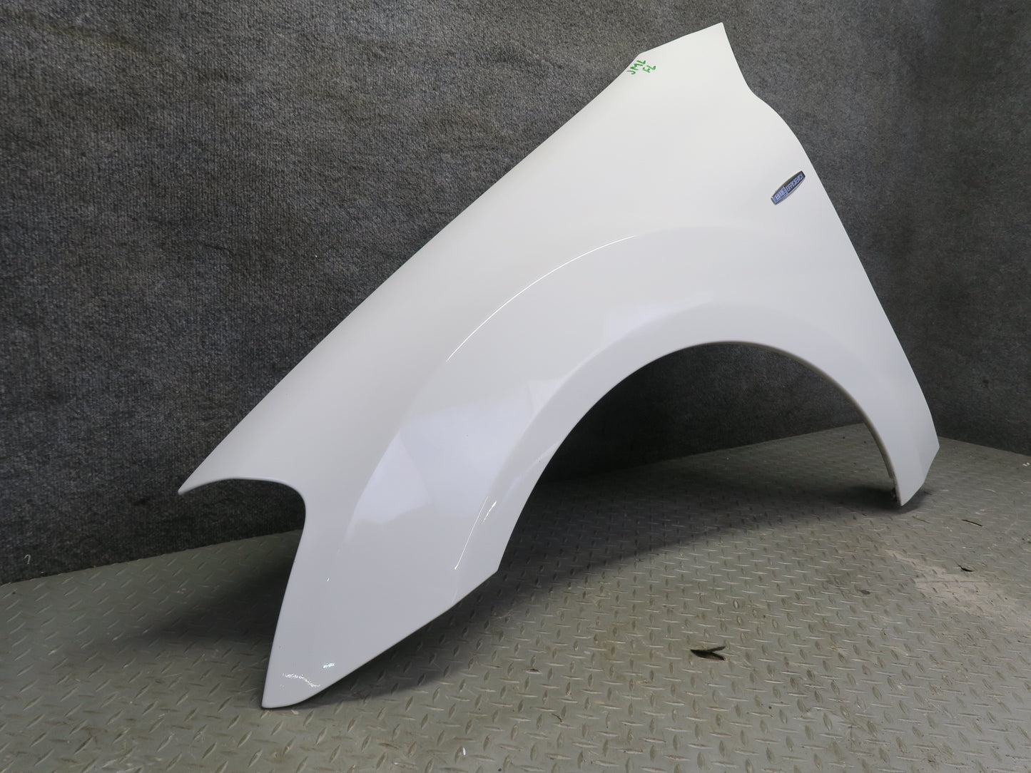 07-11 Mercedes W164 ML350 Front Left Fender Shell Panel Cover White OEM