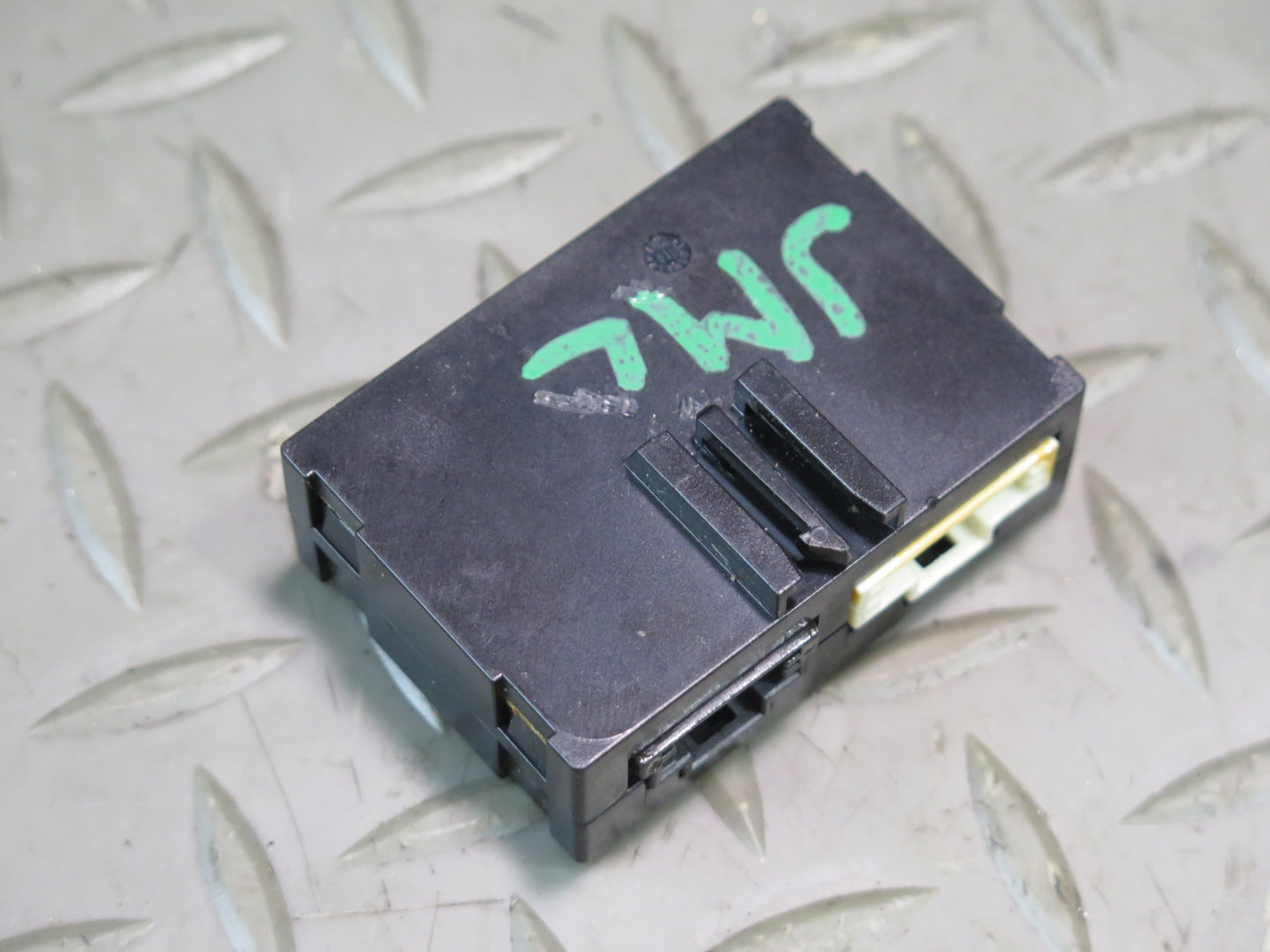 06-11 Mercedes W164 ML350 Rear View Camera Control Module 1645430062 OEM