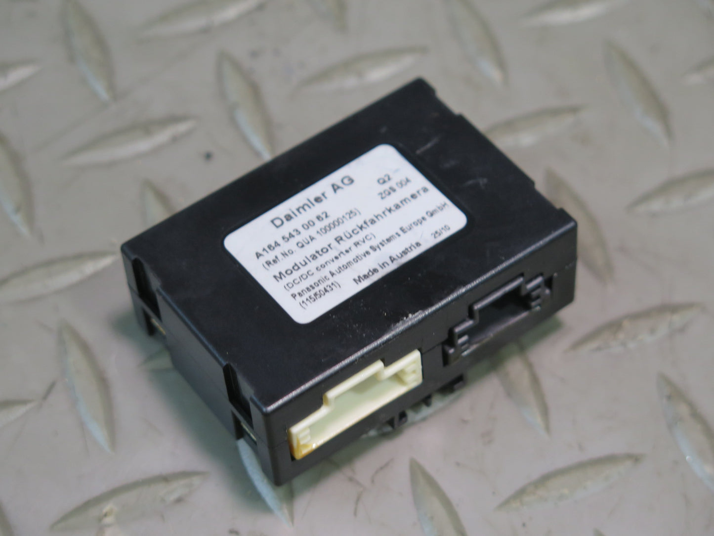 06-11 Mercedes W164 ML350 Rear View Camera Control Module 1645430062 OEM