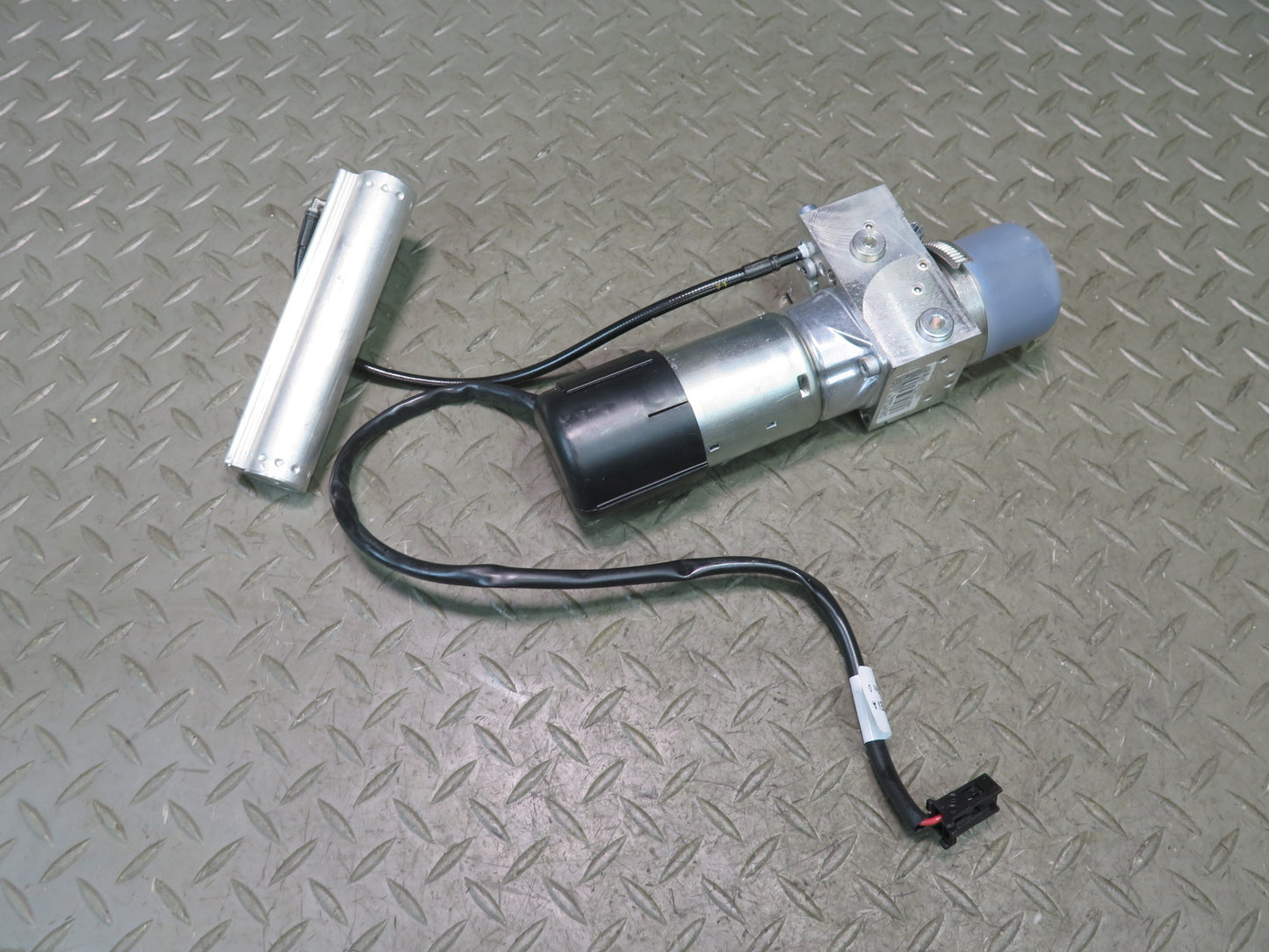 09-11 Mercedes W164 ML350 Rear Trunk Hydraulic Pump Motor Cylinder Lift OEM