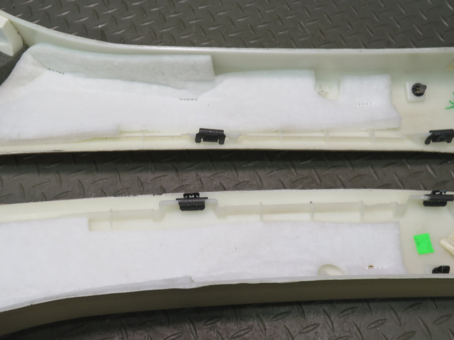 06-11 Mercedes W164 ML350 Set of 2 Left & Right A Pillar Trim Cover Beige OEM