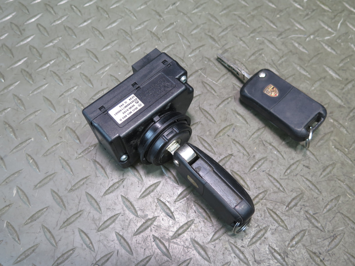 2003-2006 Porsche Cayenne 955 4.5L Turbo ECU DME Keyless Ignition Lock KEY Set