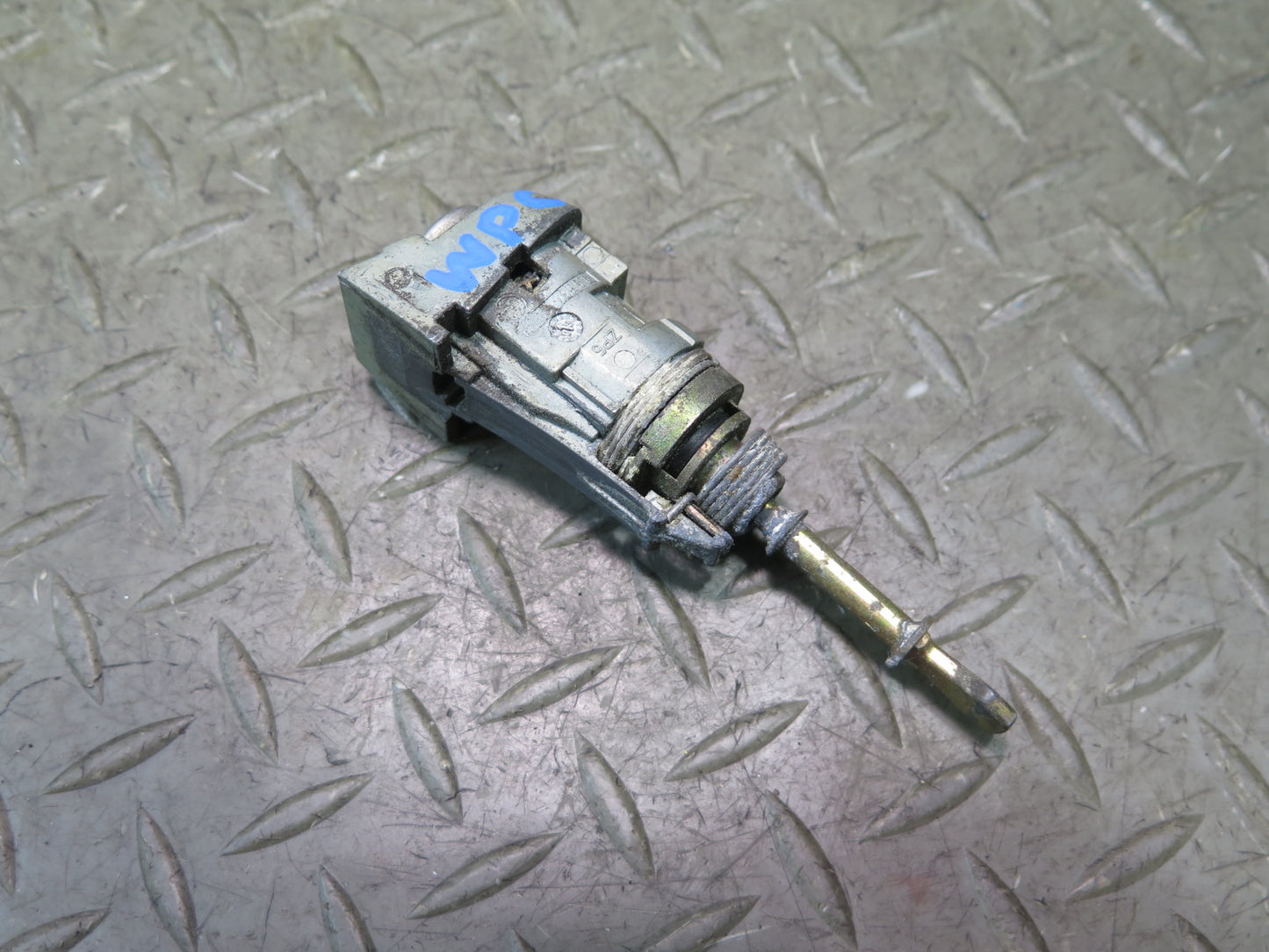 2003-2006 Porsche Cayenne 955 4.5L Turbo ECU DME Keyless Ignition Lock KEY Set